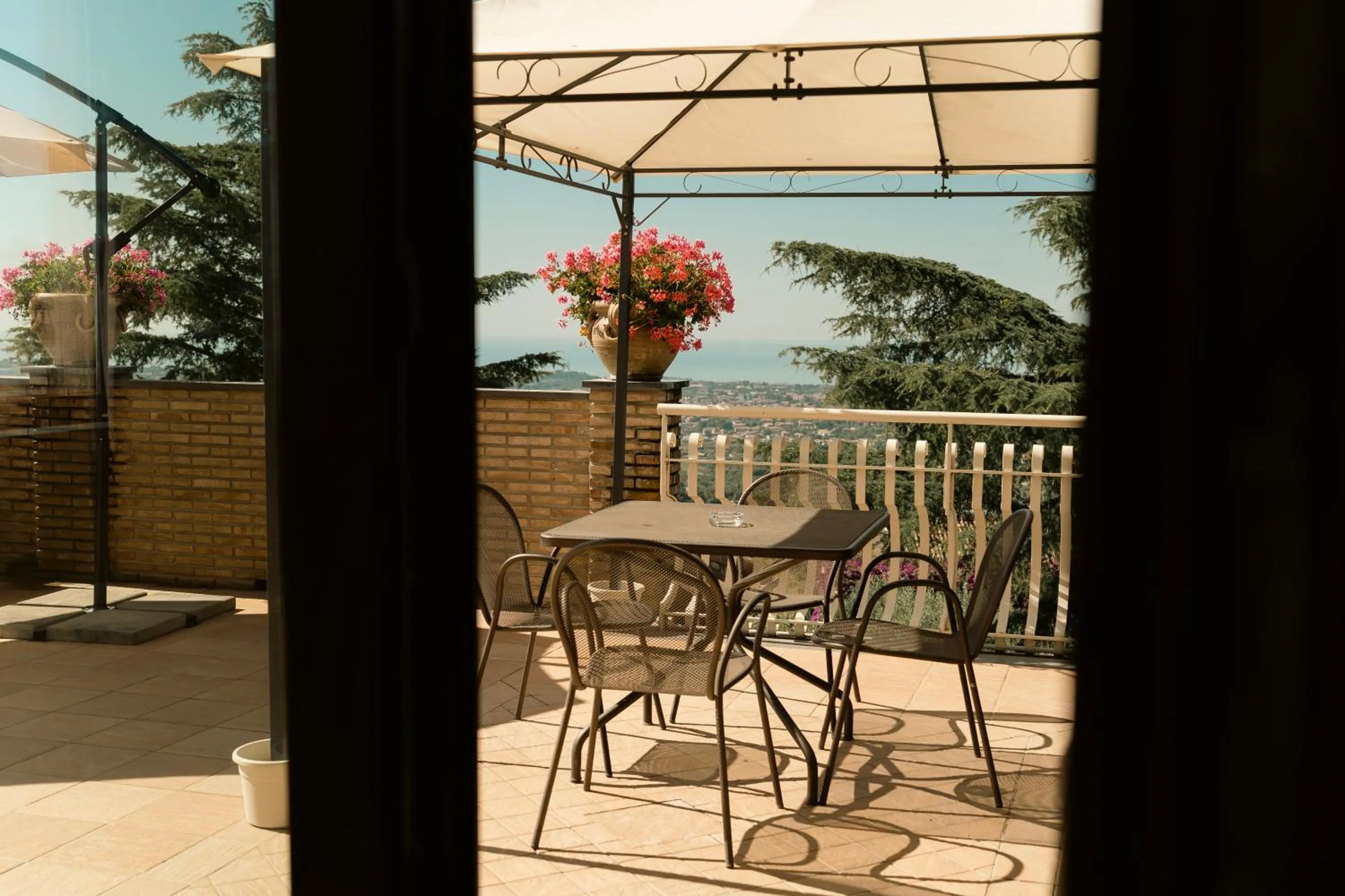 furniture in Etna Royal View