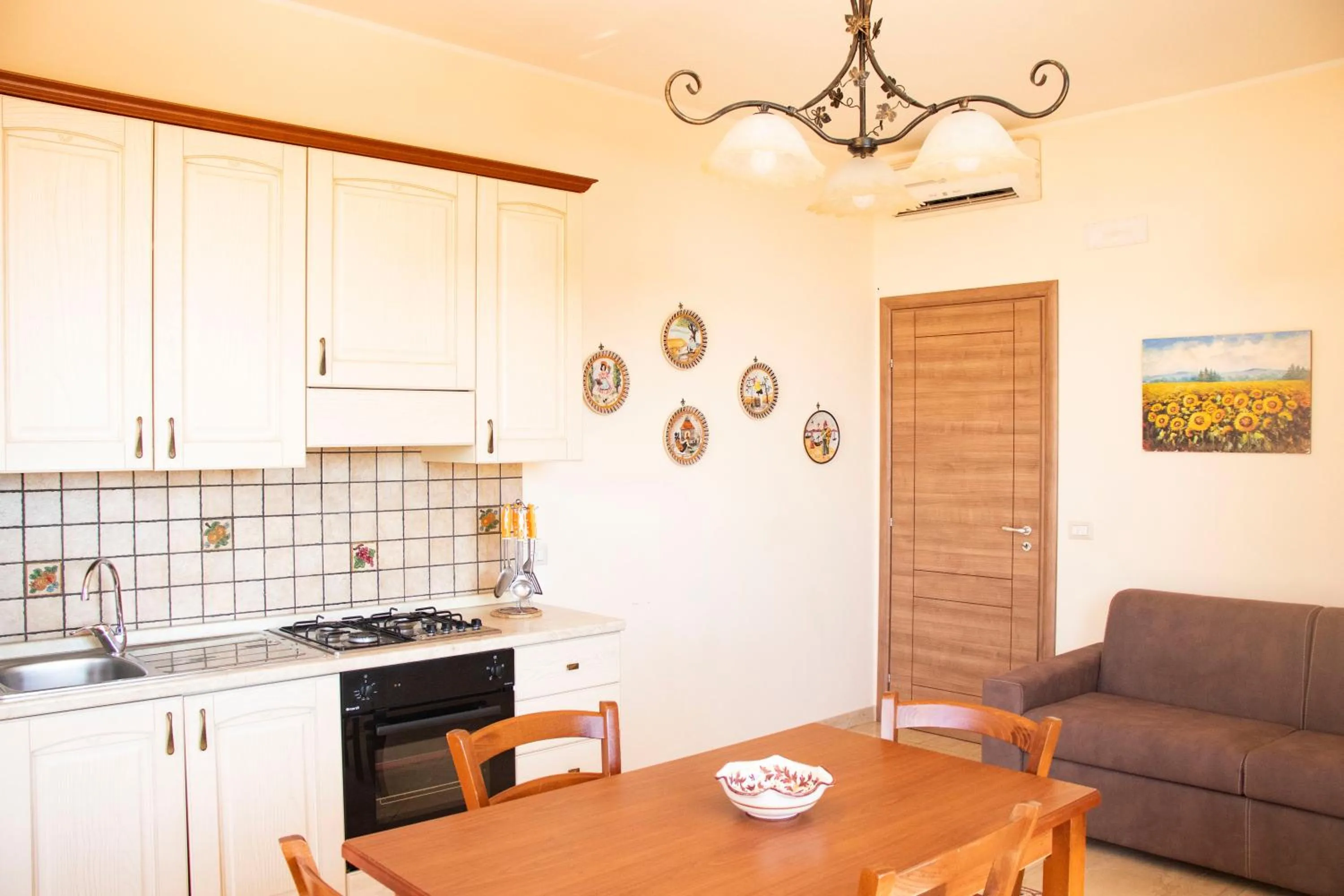 Kitchen or kitchenette in Etna Royal View