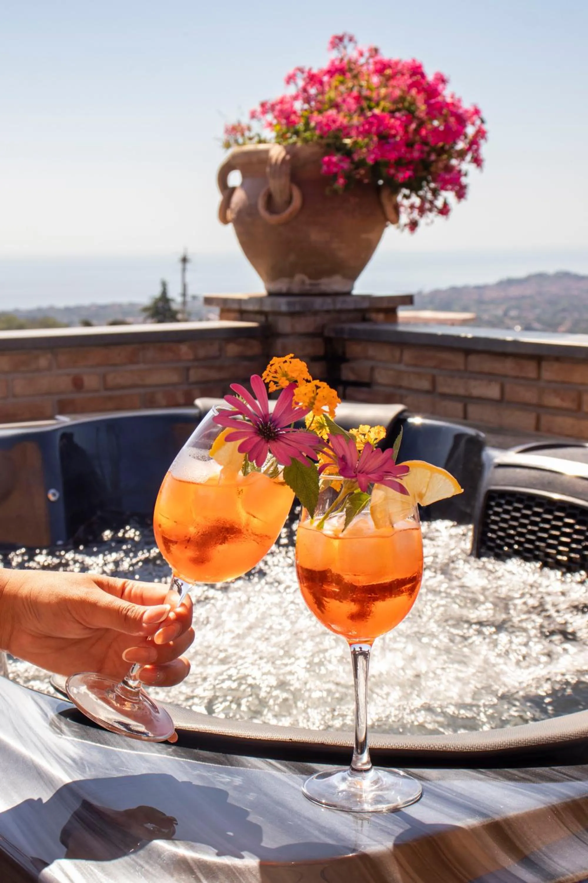 Day in Etna Royal View