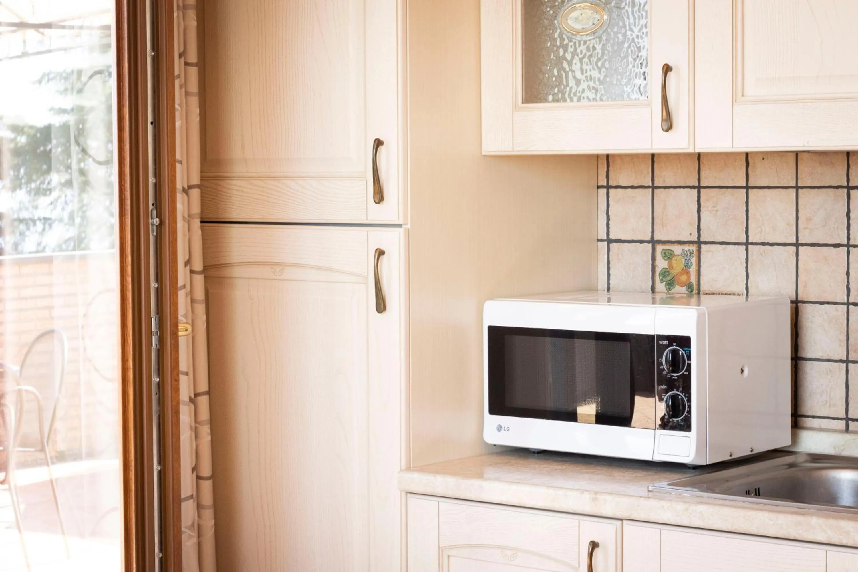 Coffee/tea facilities in Etna Royal View