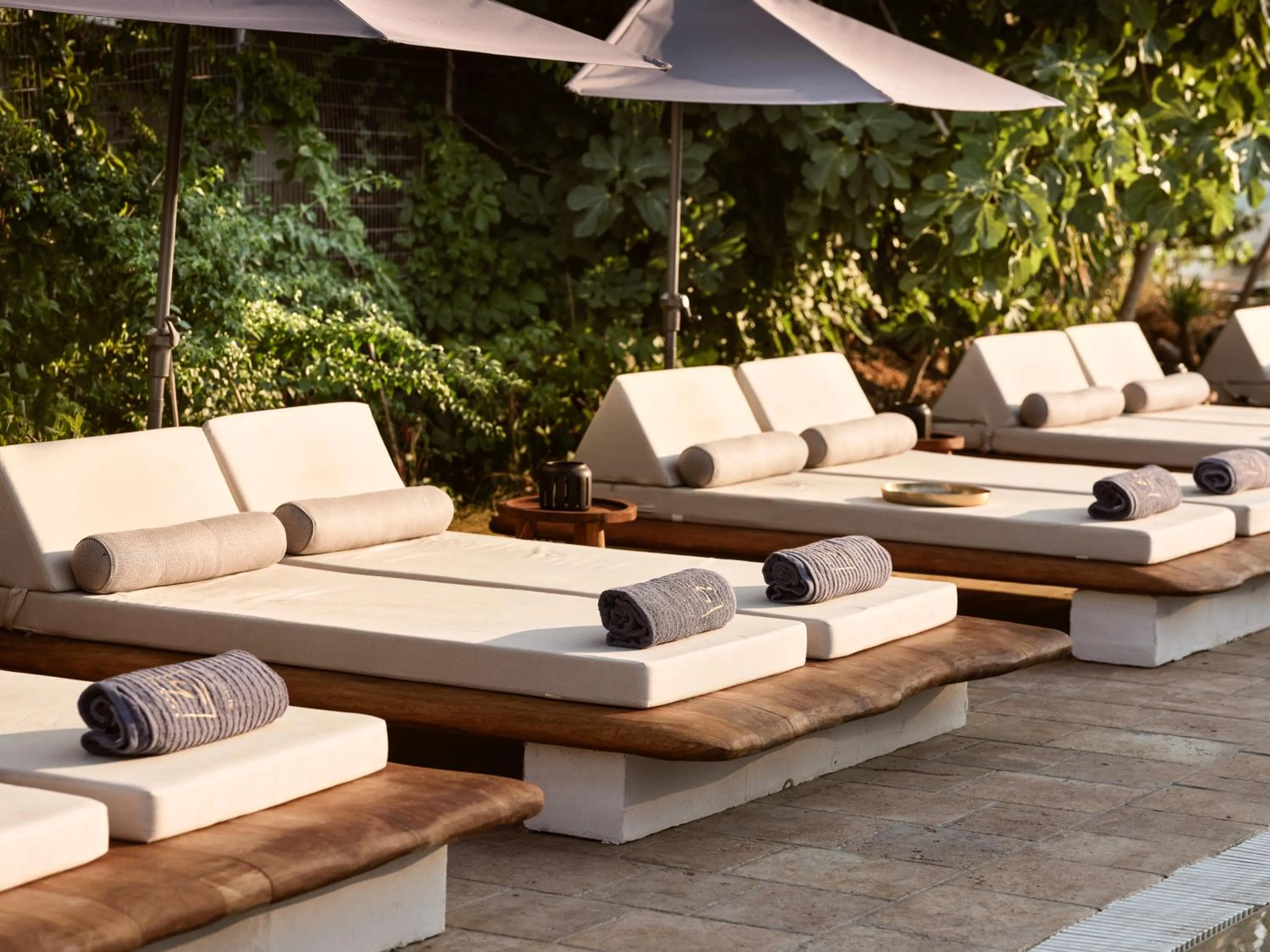 sunbed in GARDELLI RESORT