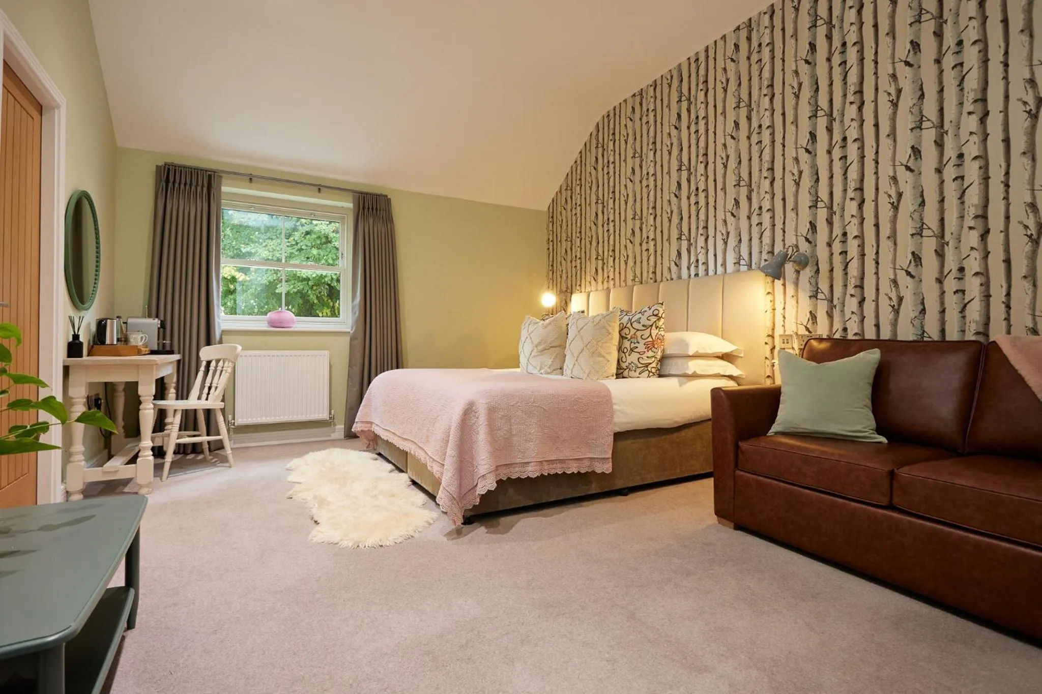 Bed in The Lime Tree Inn