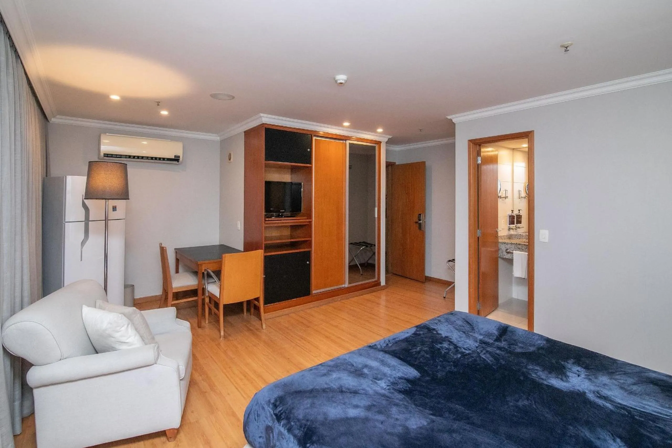 Bedroom in Flat Barra First