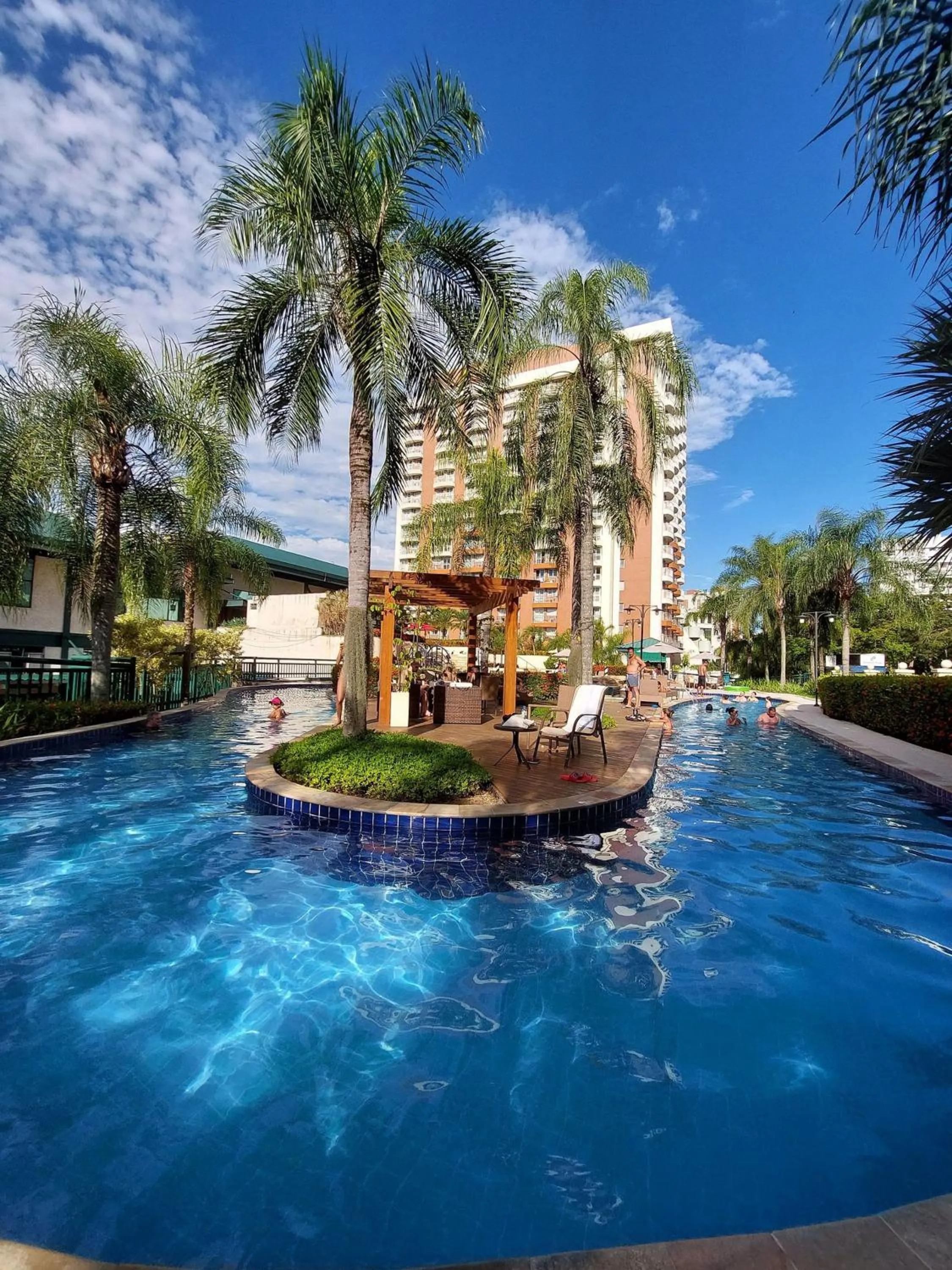 Swimming pool in Flat Barra First