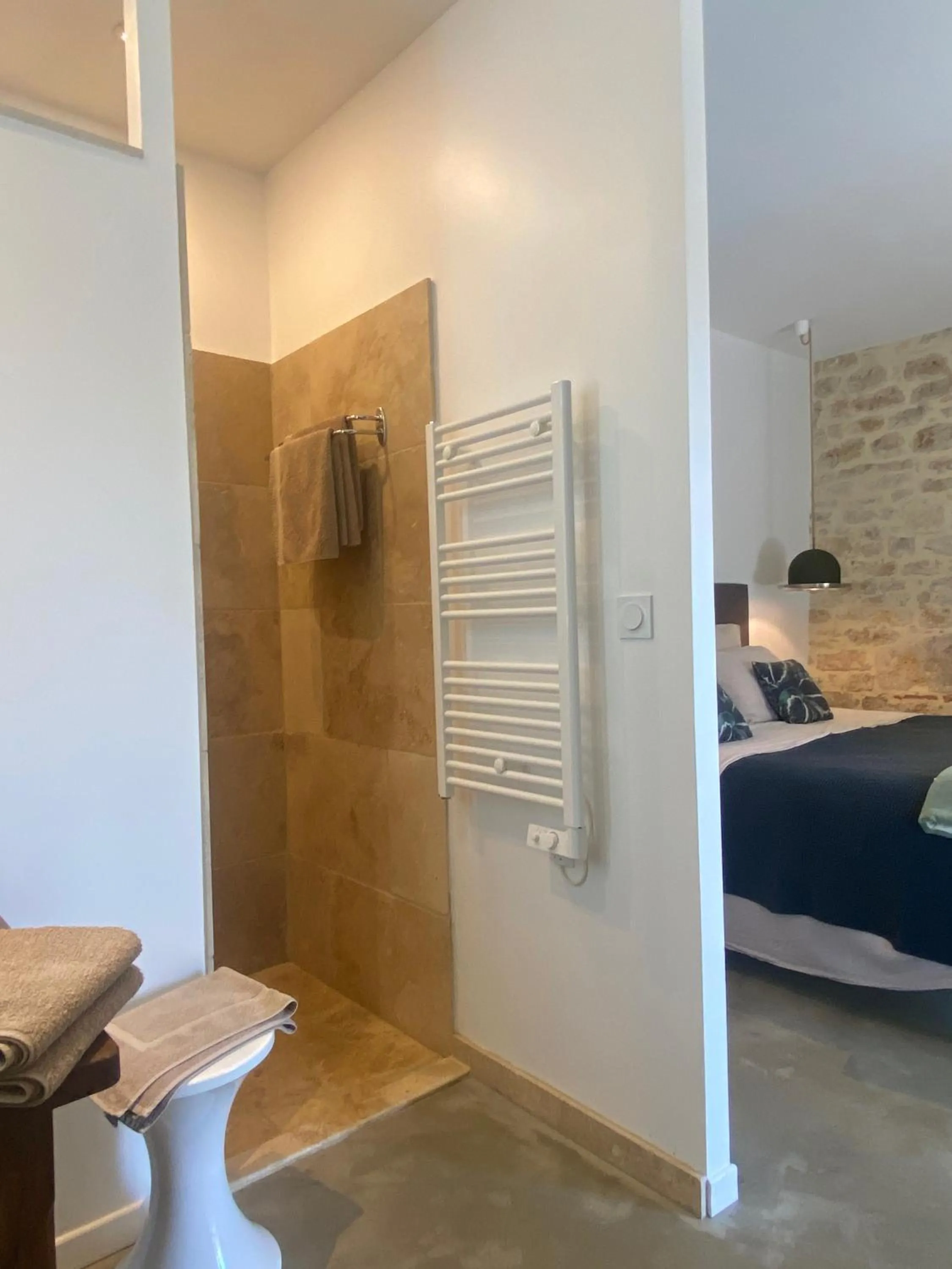 Bathroom, Bed in Maison Reces