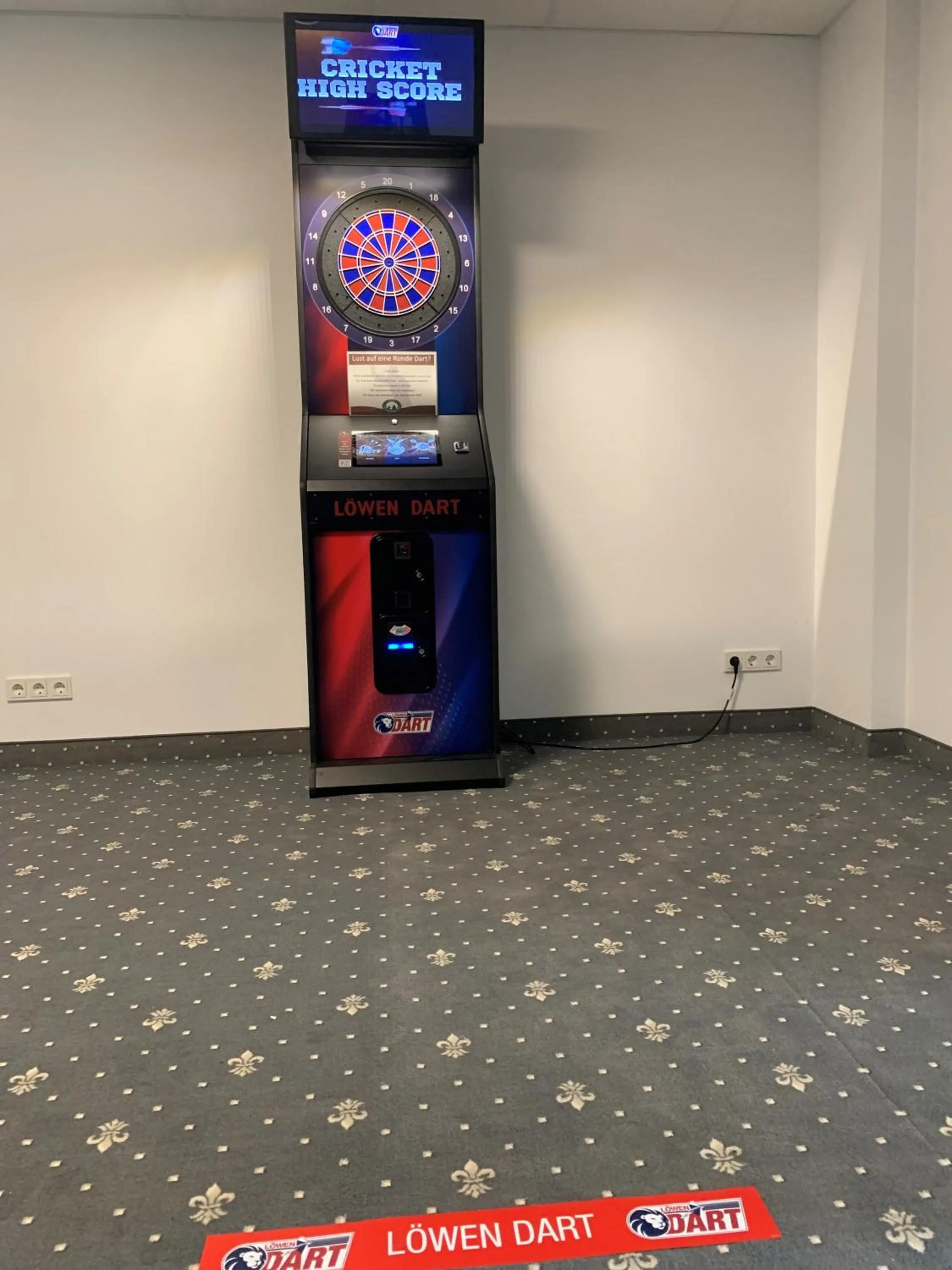 Darts in Hotelpark der Westerwald Treff
