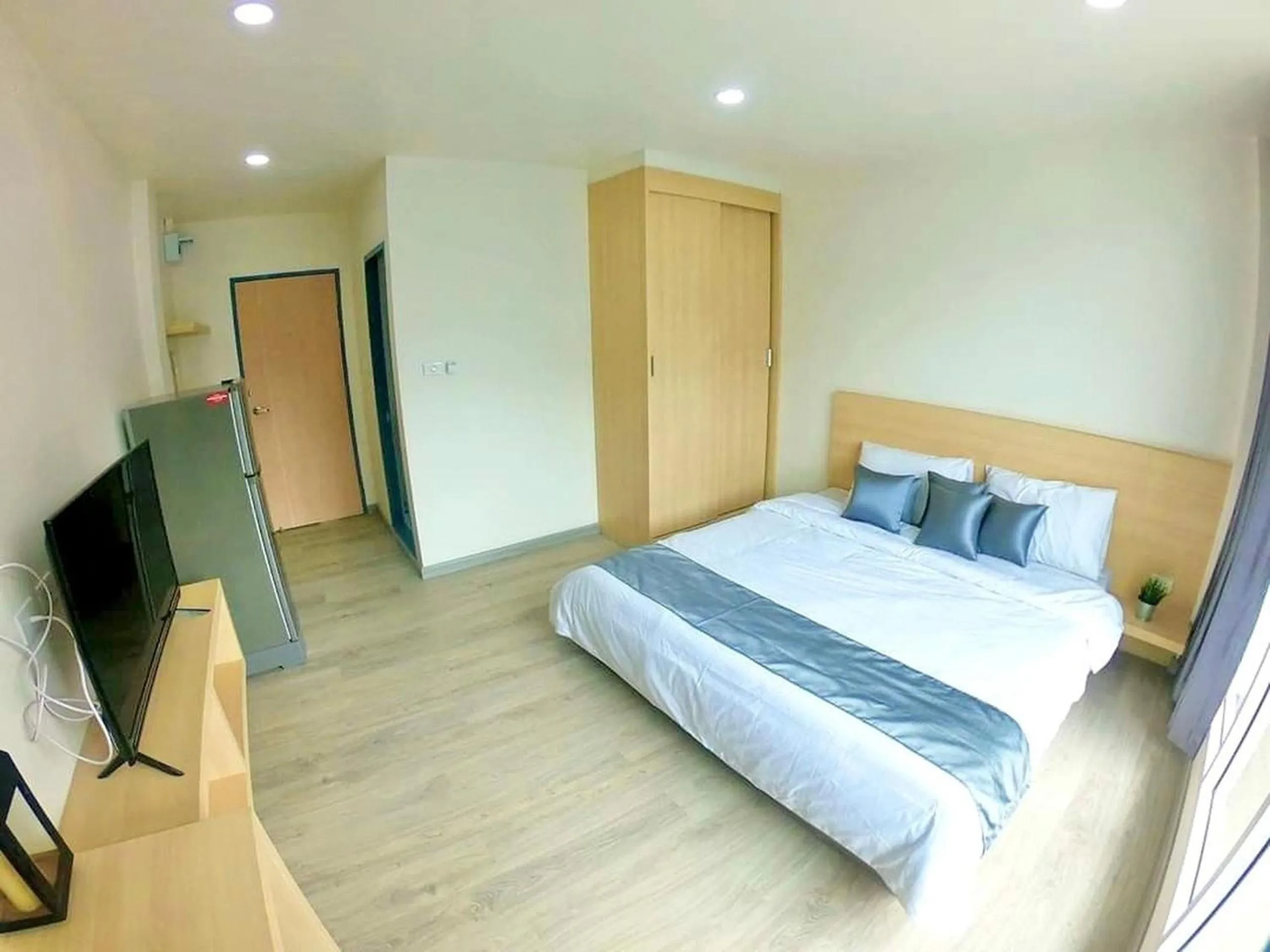 Photo of the whole room, Bed in El Huq