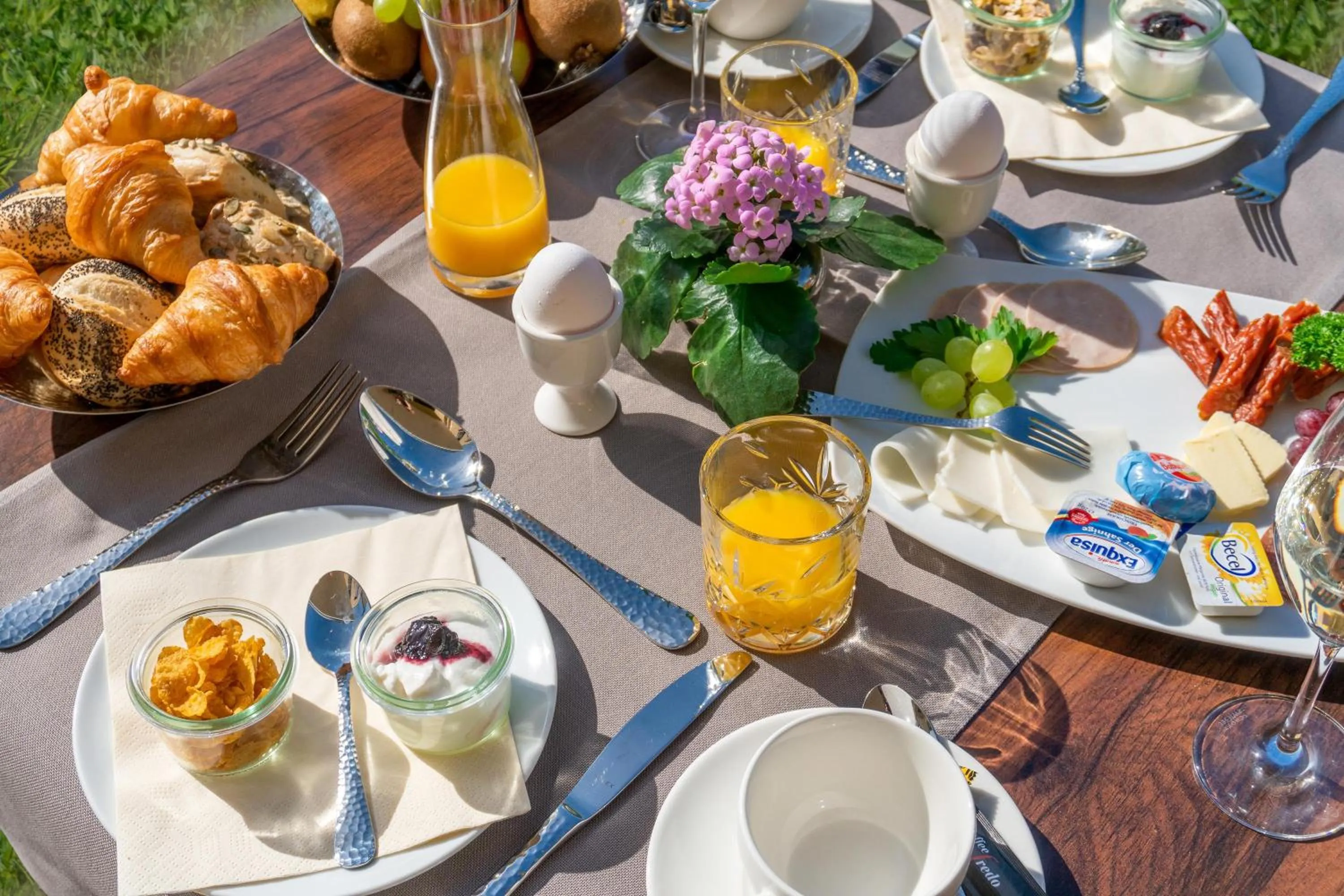 Breakfast in Hotel Rebenhof