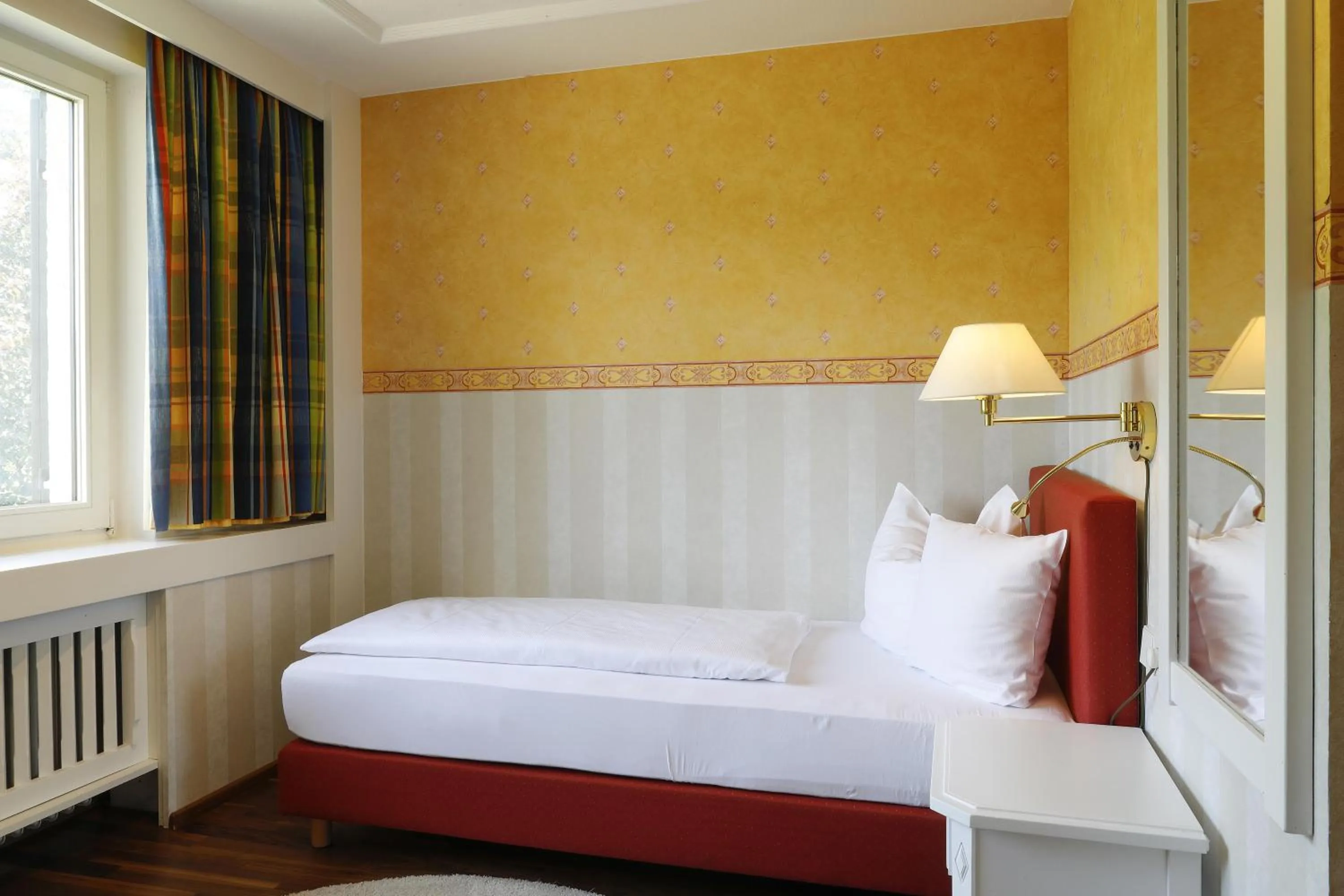 Bed in Hotel Rebenhof