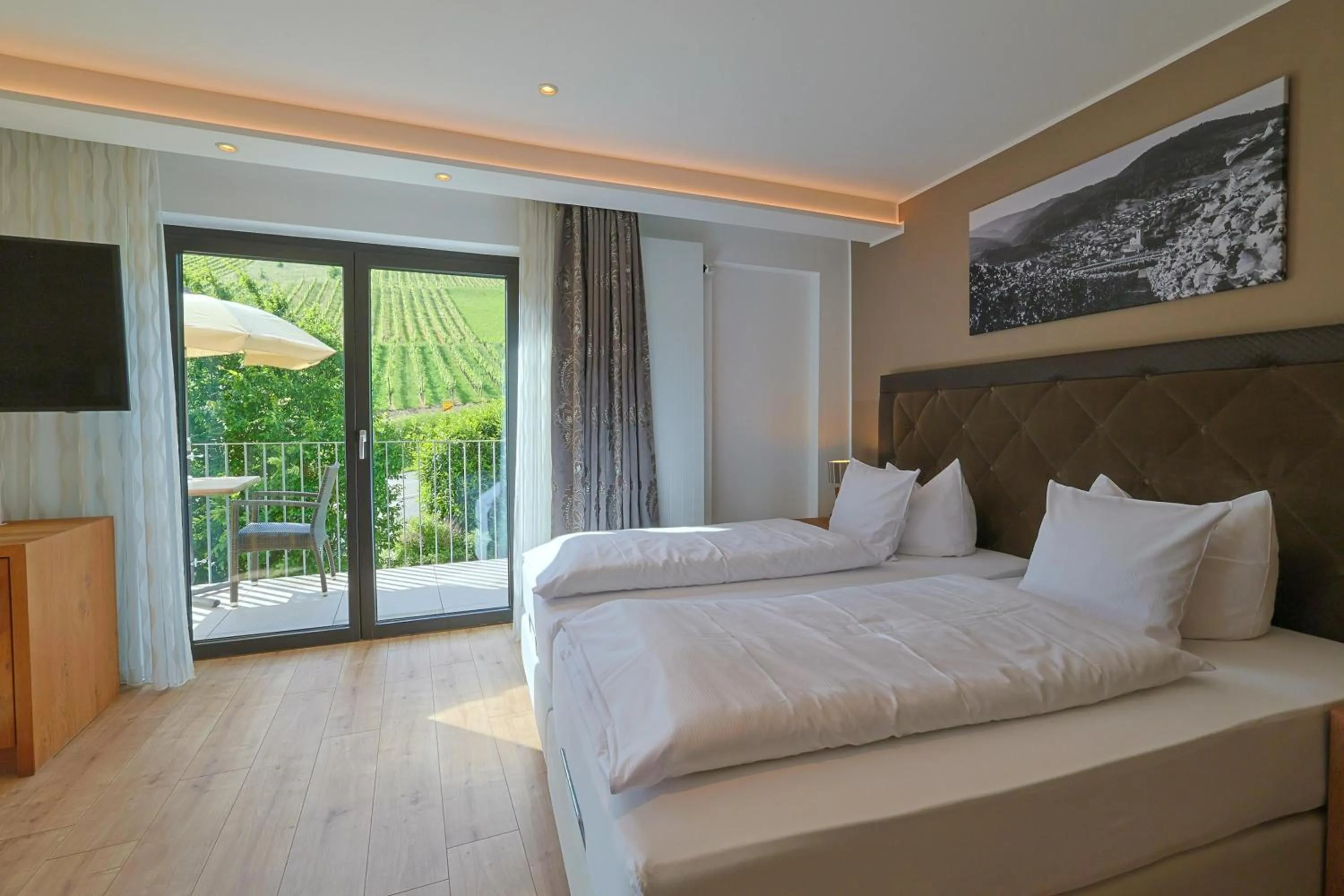 Bed in Hotel Rebenhof