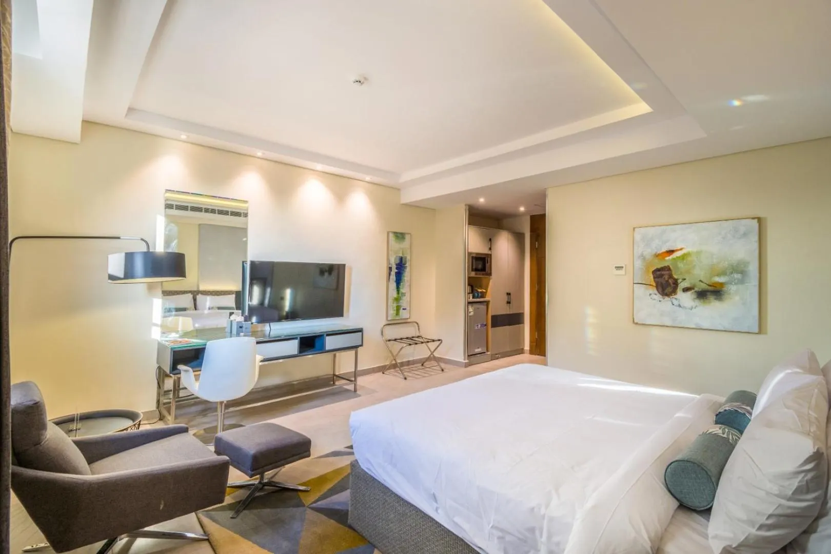 Bedroom, Bed in Ewaa Express Hotel - Tabuk