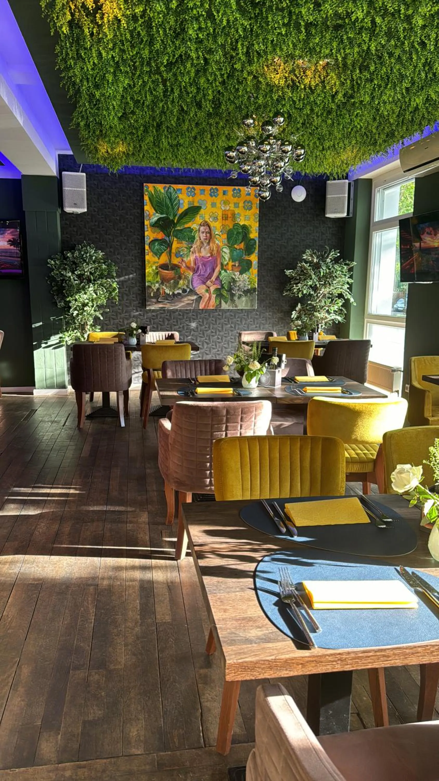 Restaurant/places to eat in Boutique Hotel VIVA CREATIVO