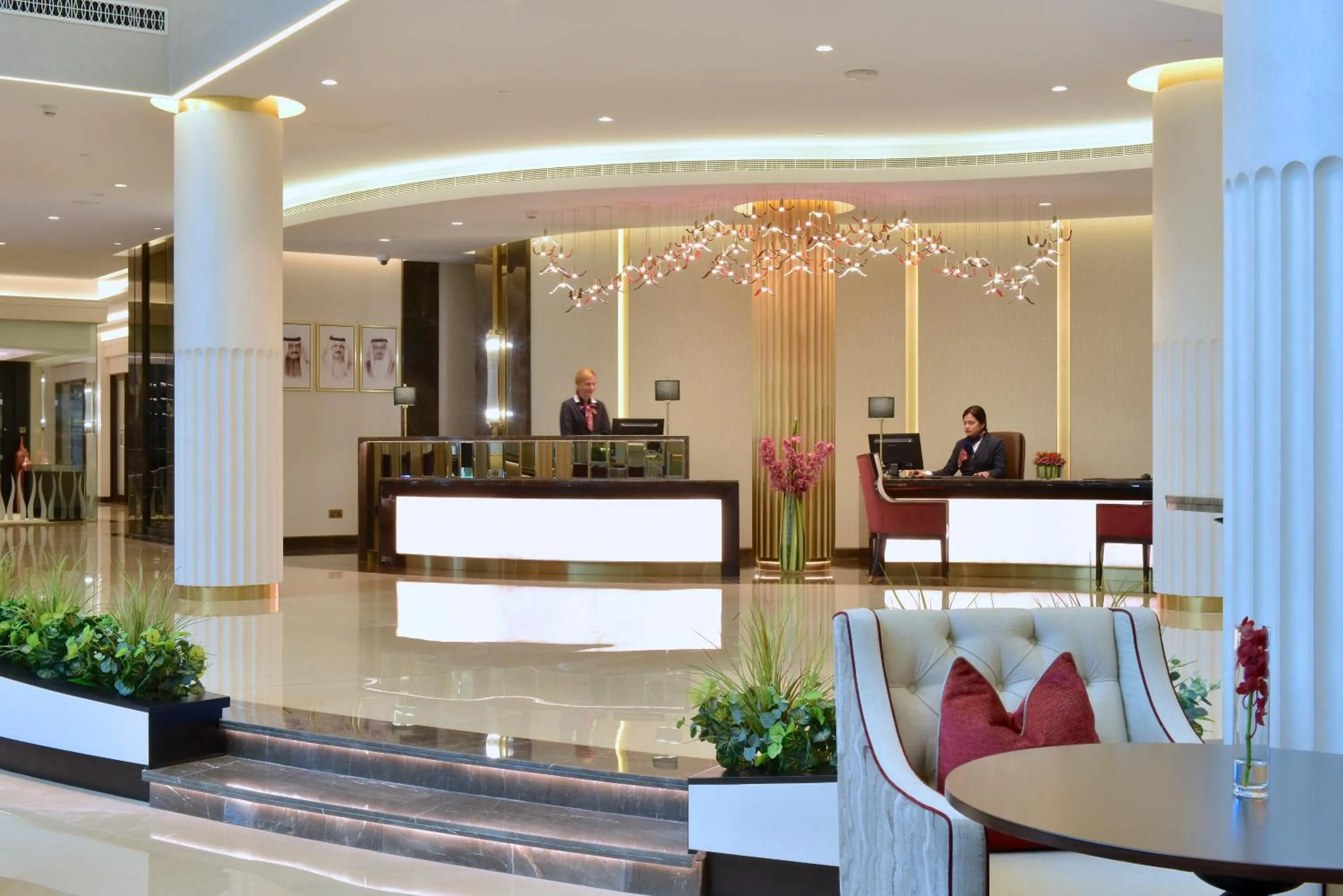 Lobby or reception in Mövenpick Hotel Bahrain