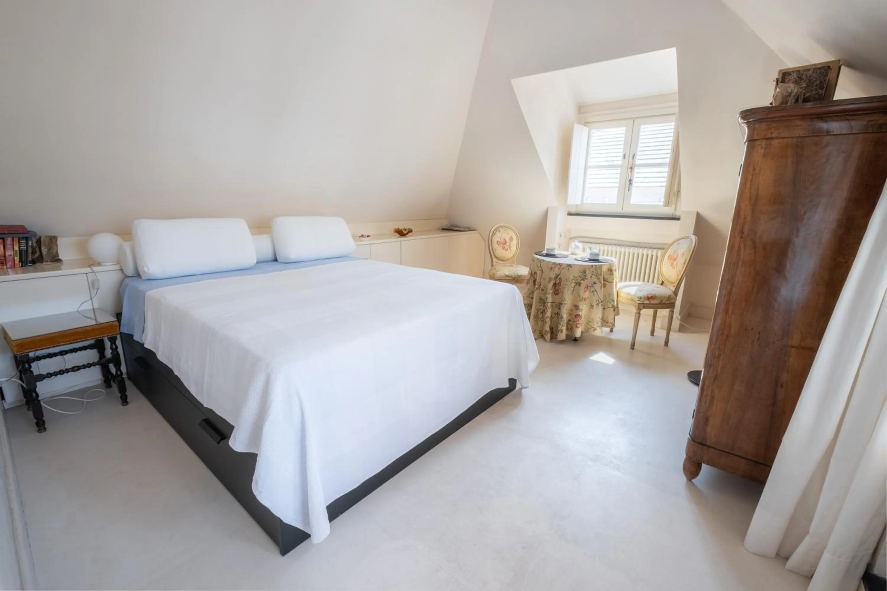 Bed in Attico Palazzo Giustiniani