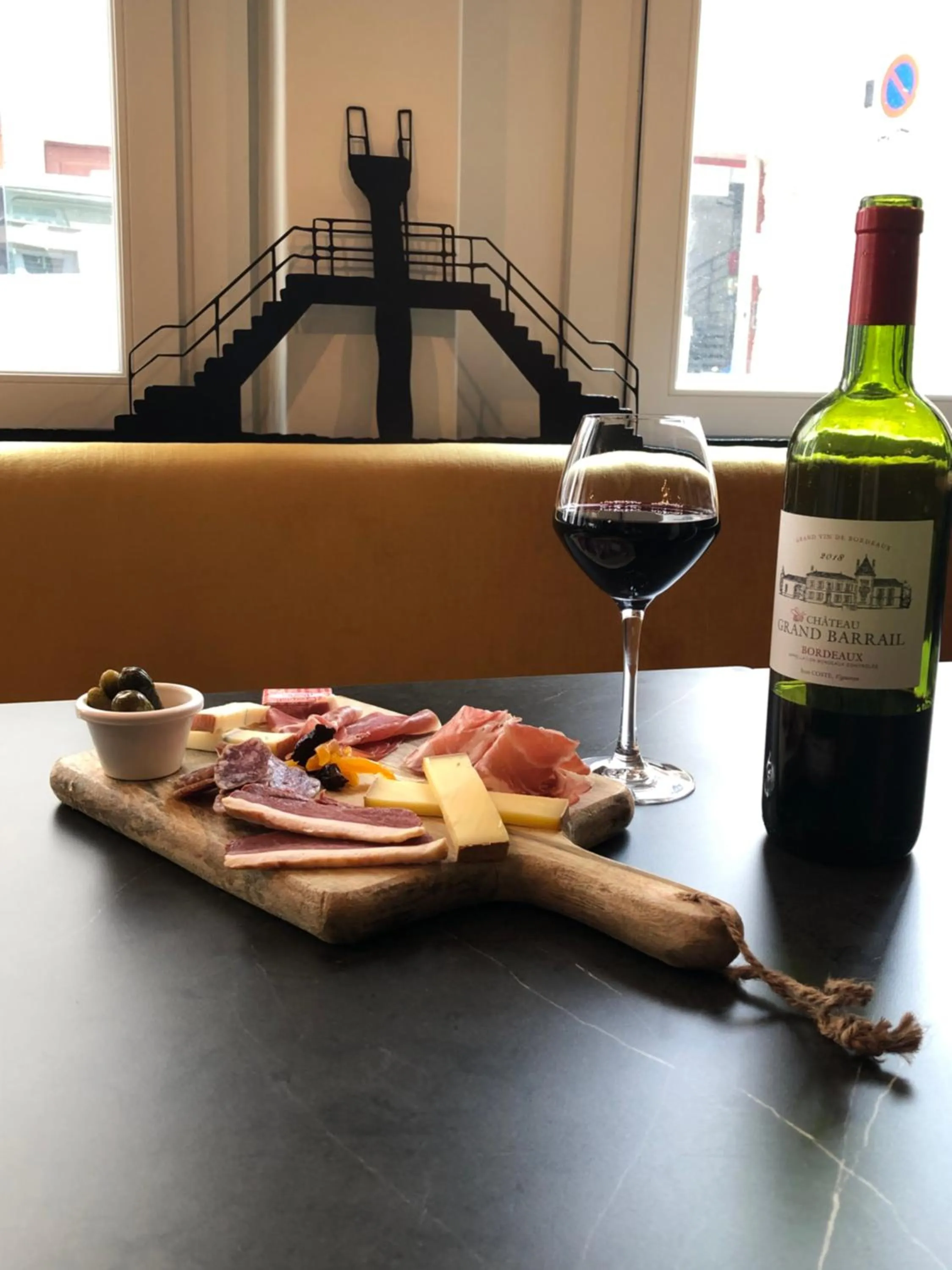 Food and drinks in Les Chiens du Guet