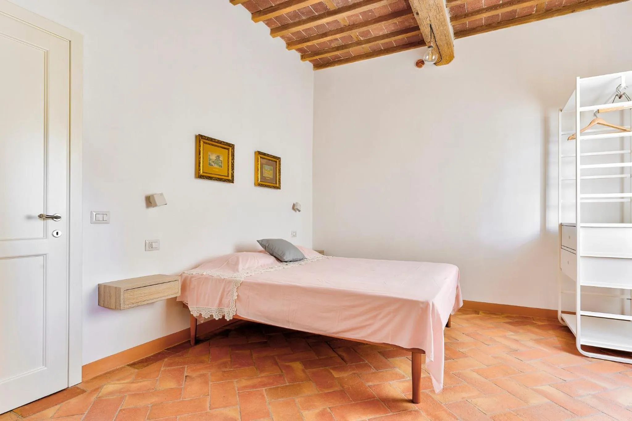 Bedroom, Bed in Villa Galgani