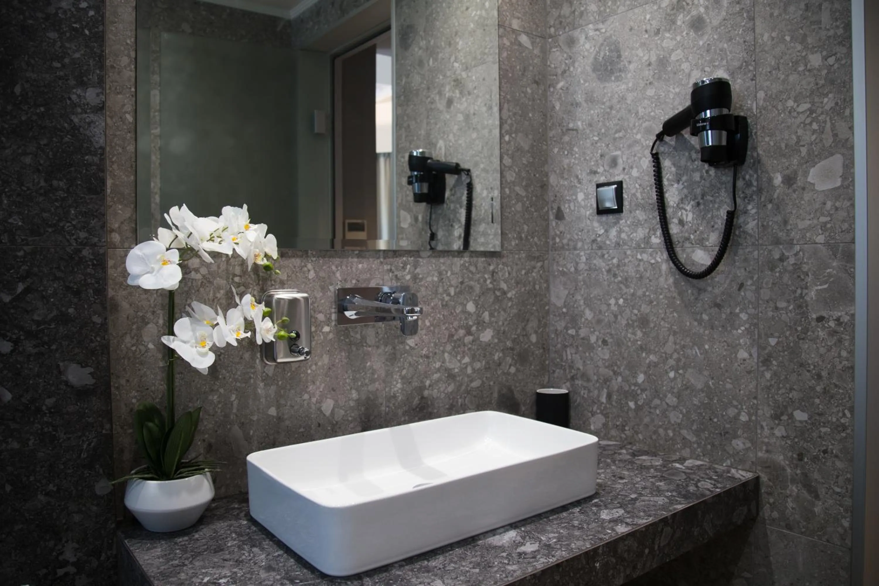 The Victoria Lefkada