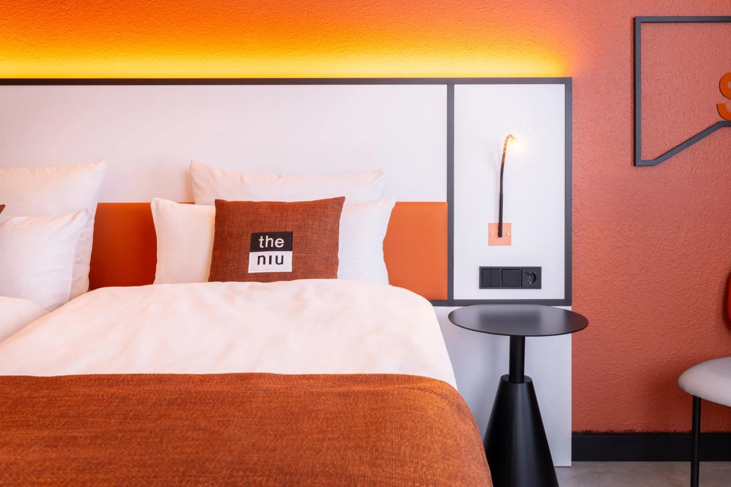 Photo of the whole room, Bed in Holiday Inn - the niu, Blade Solingen by IHG