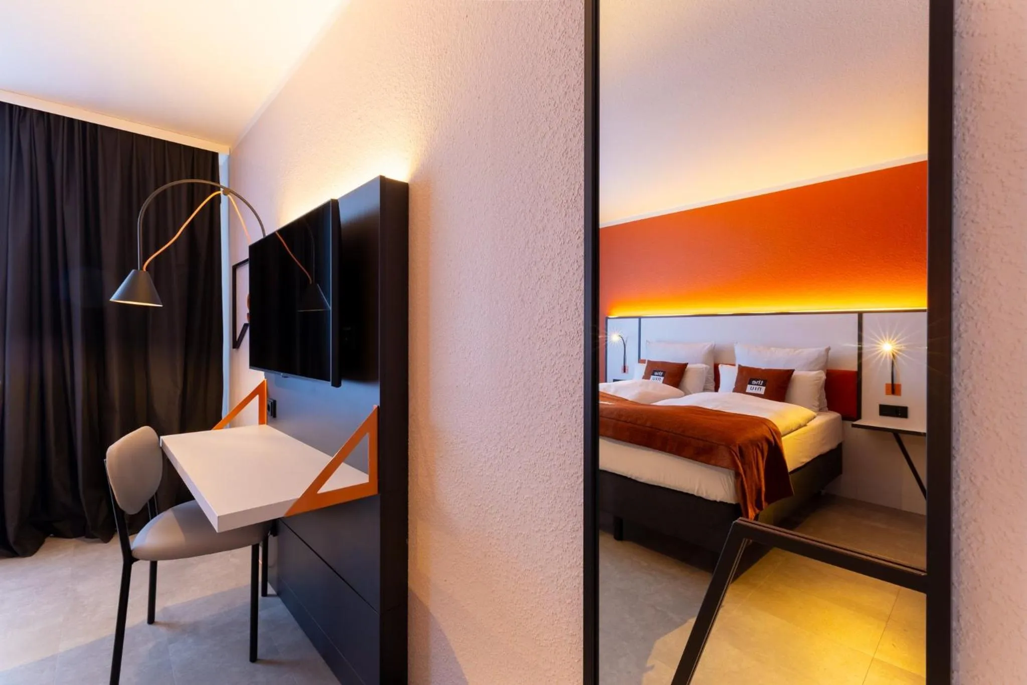 Photo of the whole room, Bed in Holiday Inn - the niu, Blade Solingen by IHG