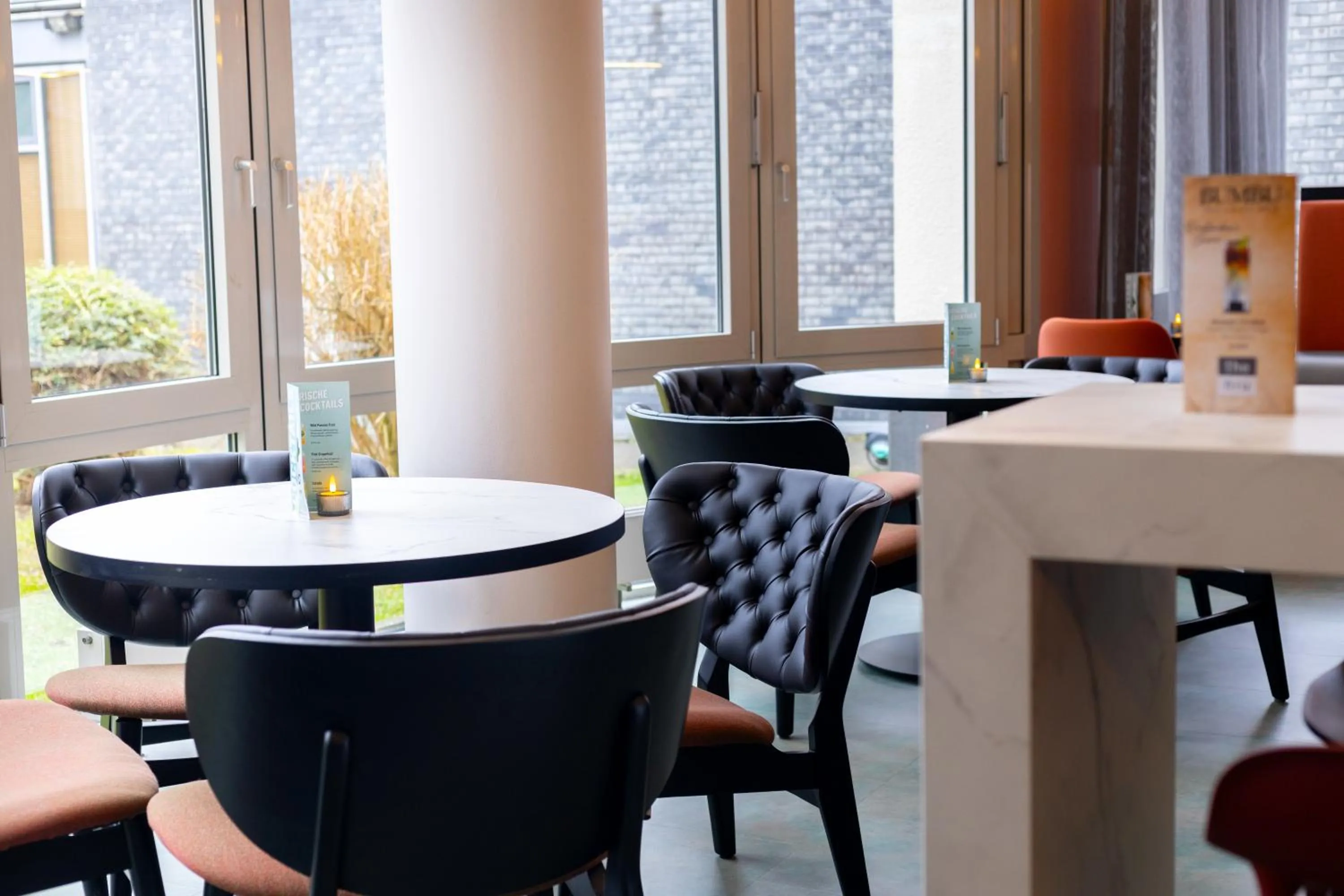 Lobby or reception in Holiday Inn - the niu, Blade Solingen by IHG