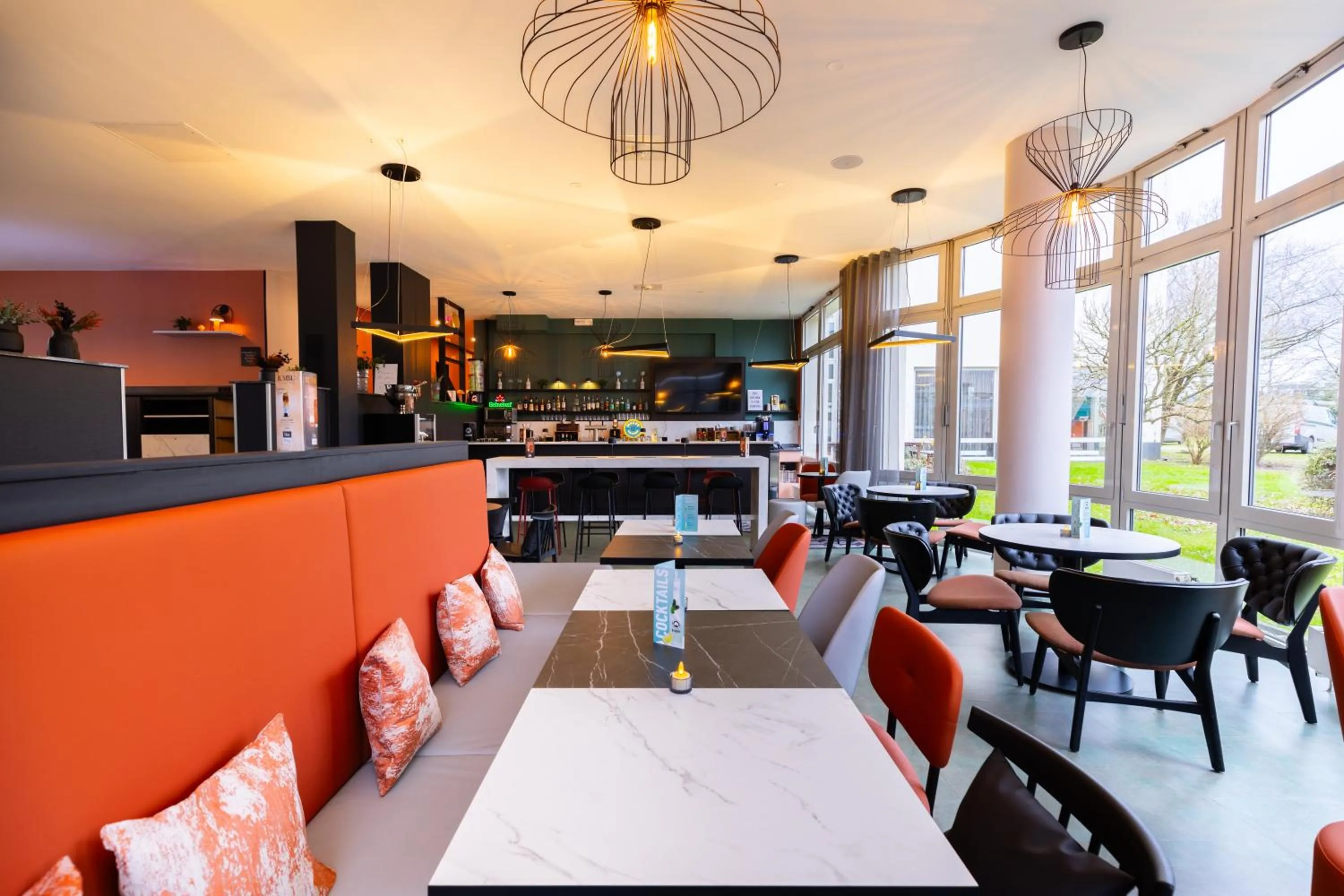 Lobby or reception in Holiday Inn - the niu, Blade Solingen by IHG