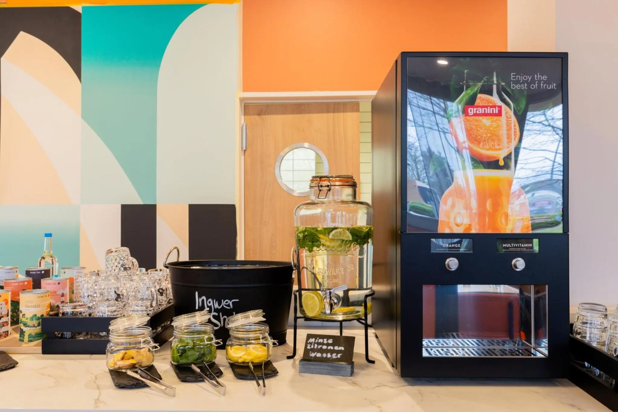 Bedroom in Holiday Inn - the niu, Blade Solingen by IHG