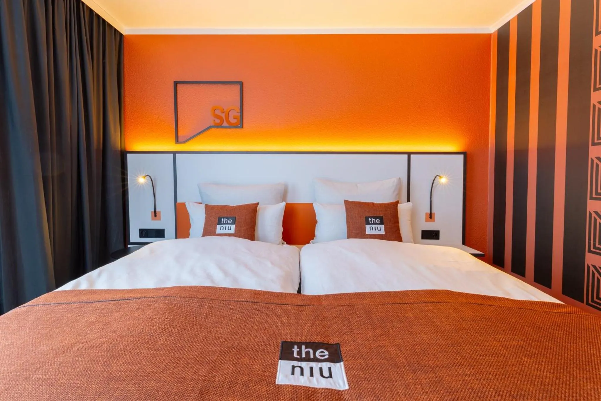 Photo of the whole room, Bed in Holiday Inn - the niu, Blade Solingen by IHG