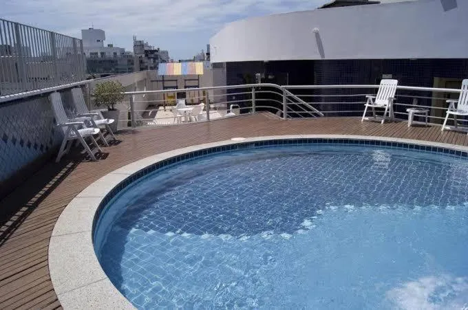 Swimming pool in Studio Areia Preta