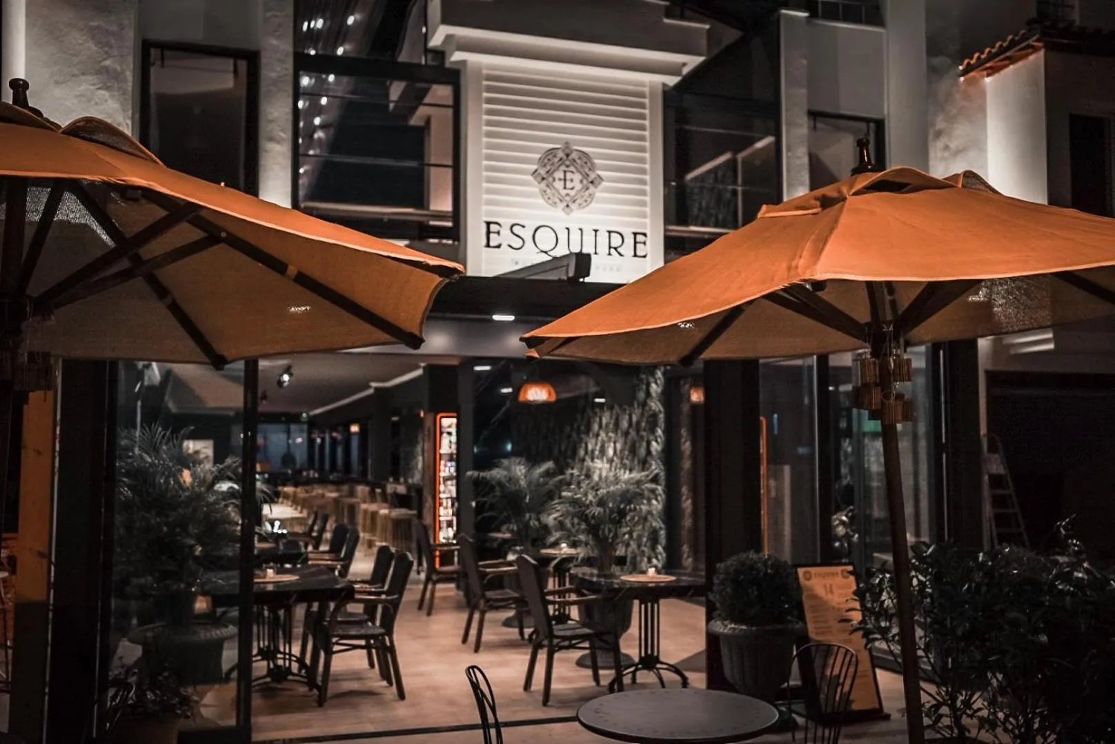 Property building in ESQUIRE HOTELS and LOUNGES