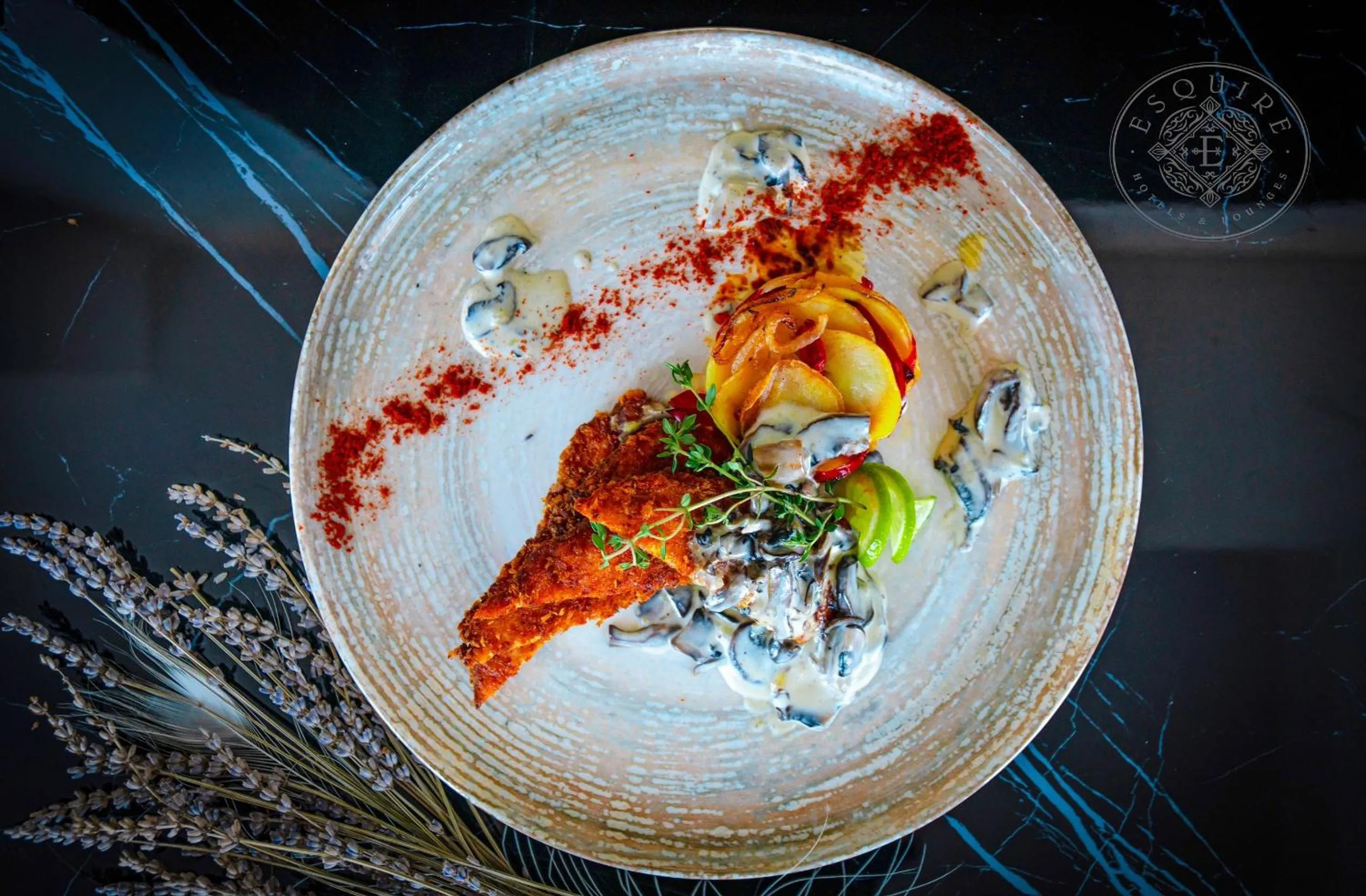 Restaurant/places to eat in ESQUIRE HOTELS and LOUNGES