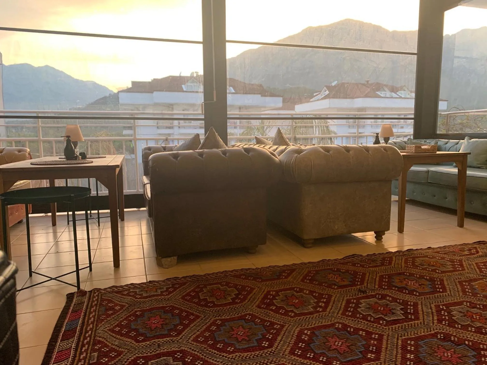 Property building, Mountain View in ESQUIRE HOTELS and LOUNGES