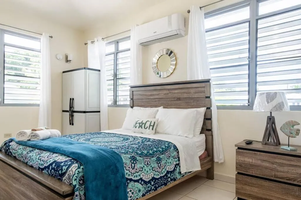 Bed in Beautiful Ocean Front Villa