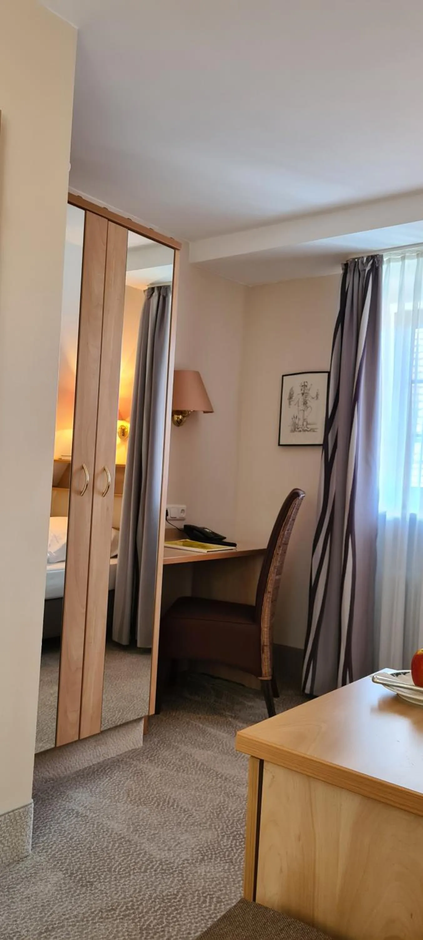 Photo of the whole room, Bed in Hotel Garni "Am Ellinger Tor"