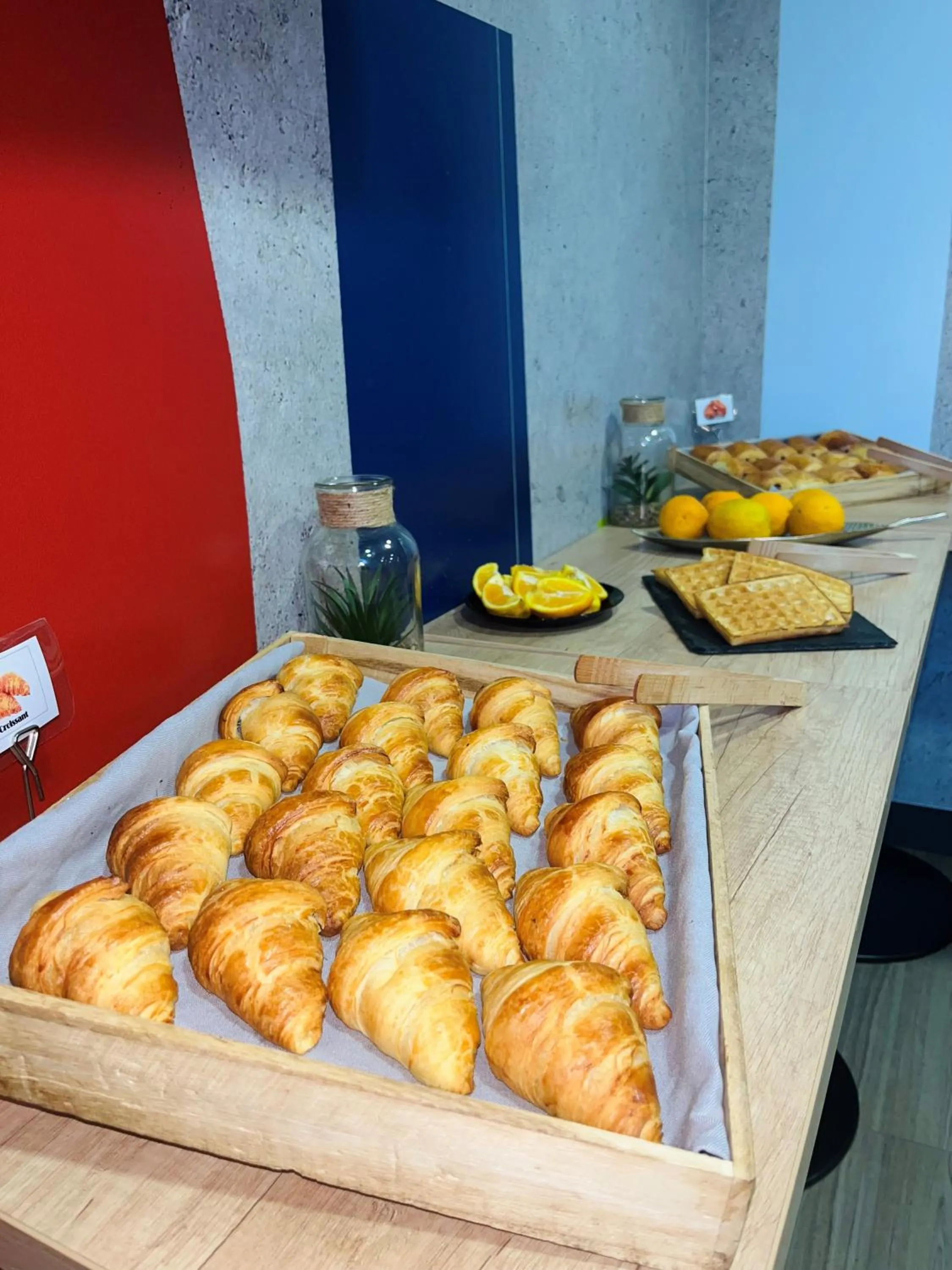 Breakfast in ibis budget Flers Grands Champs