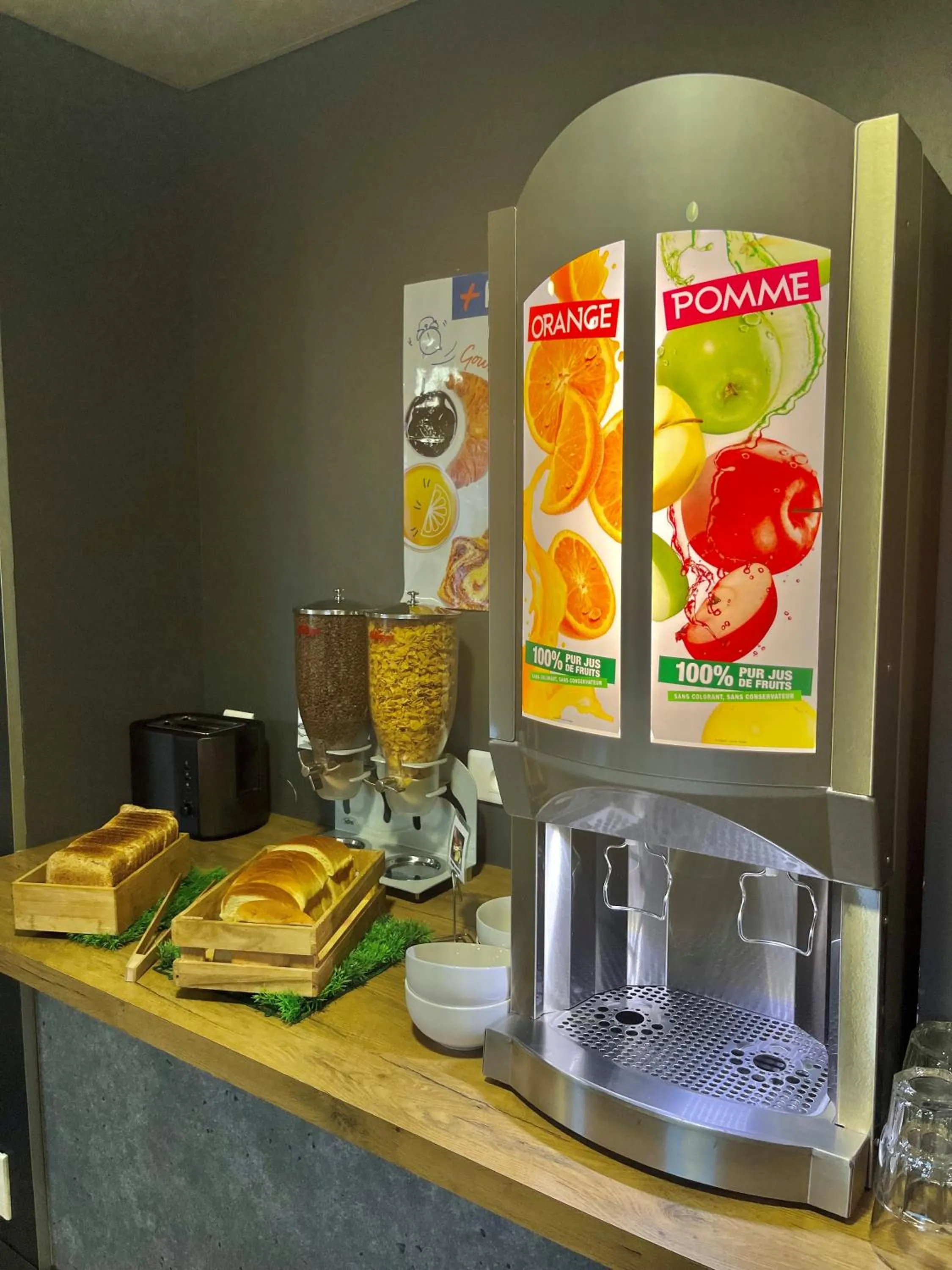 Breakfast in ibis budget Flers Grands Champs