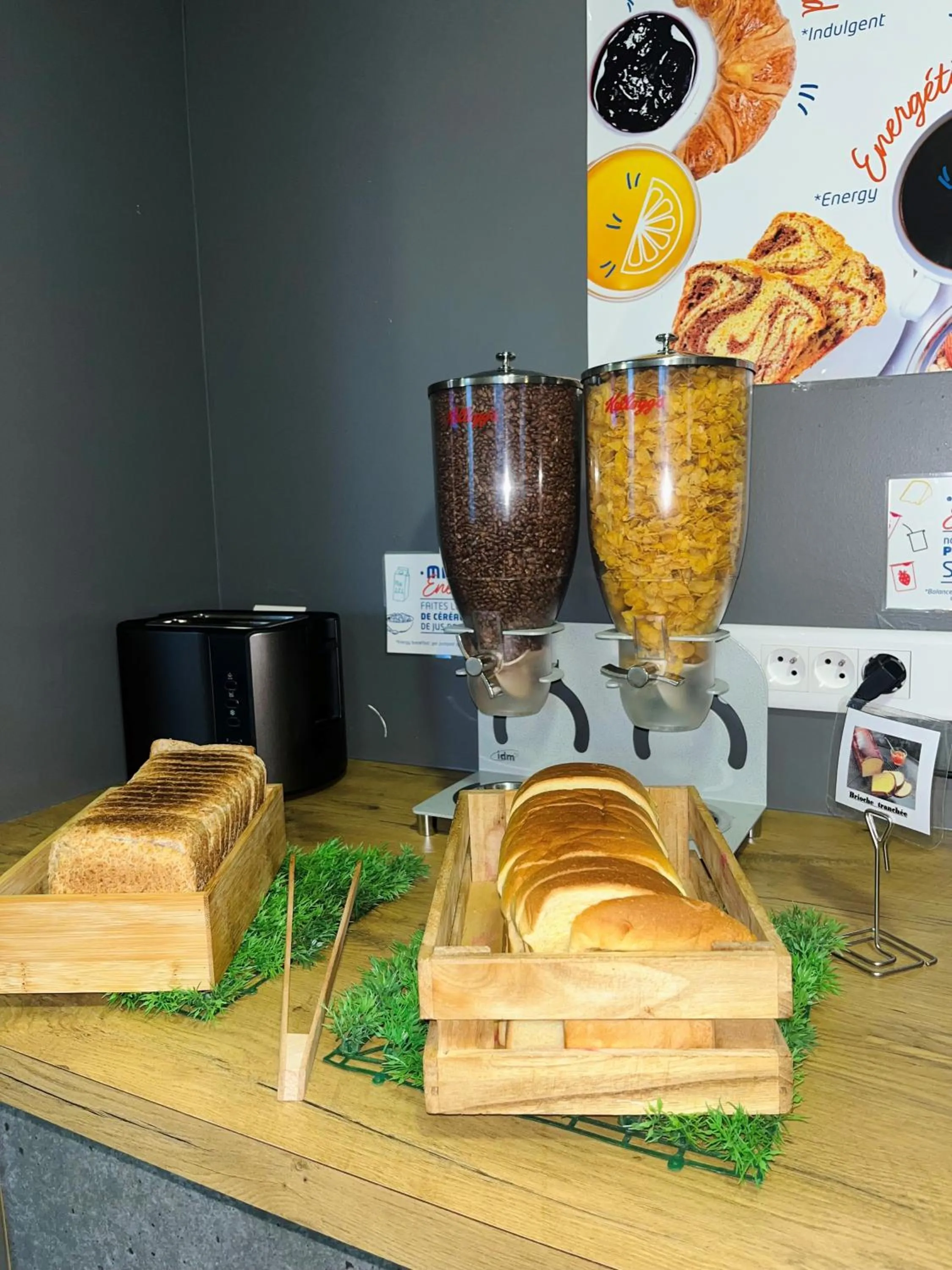 Breakfast in ibis budget Flers Grands Champs