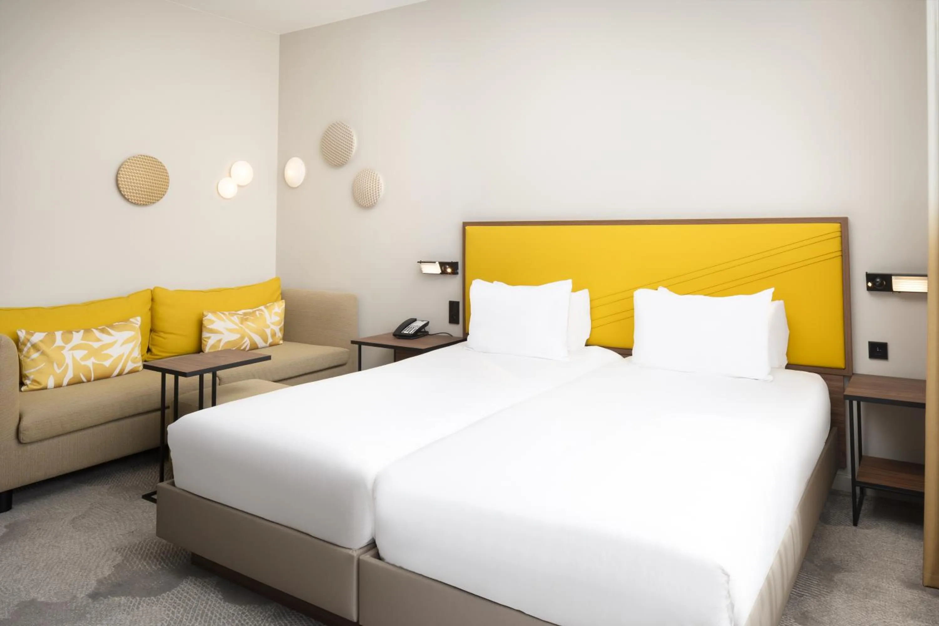 Bedroom, Bed in Hyatt Place Paris Charles de Gaulle Airport