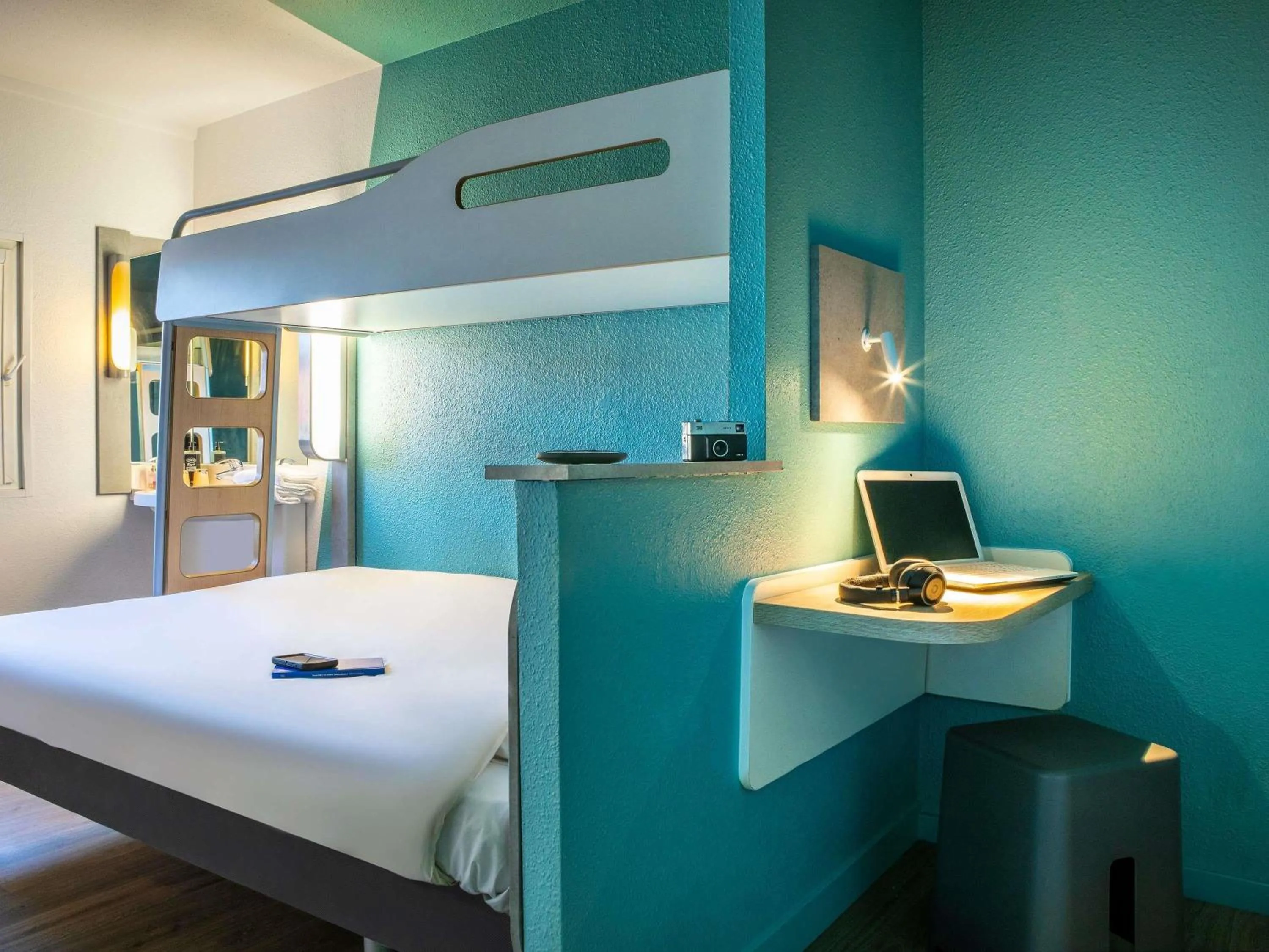 Bedroom, Bed in Ibis Budget Sucy en Brie