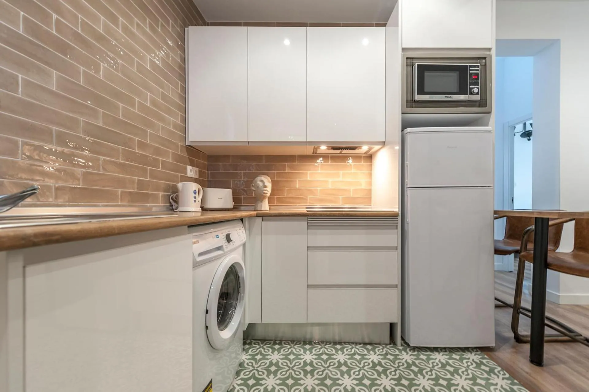 Kitchen or kitchenette in La Latina I - Descubre Madrid desde un Espacio con Estilo