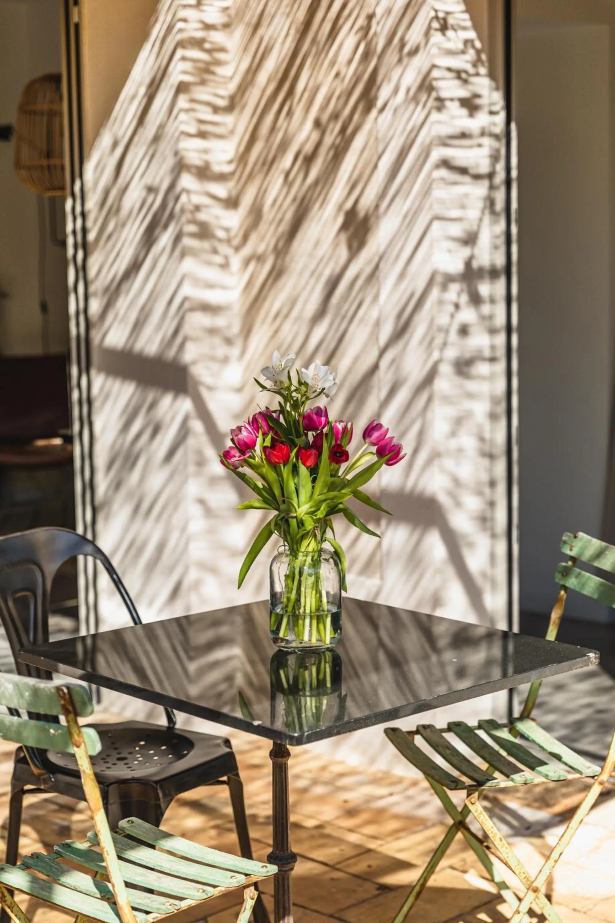 Balcony/Terrace in Maison 1634 - Climatisation, piscine, parking, centre ville, petit-dejeuner compris