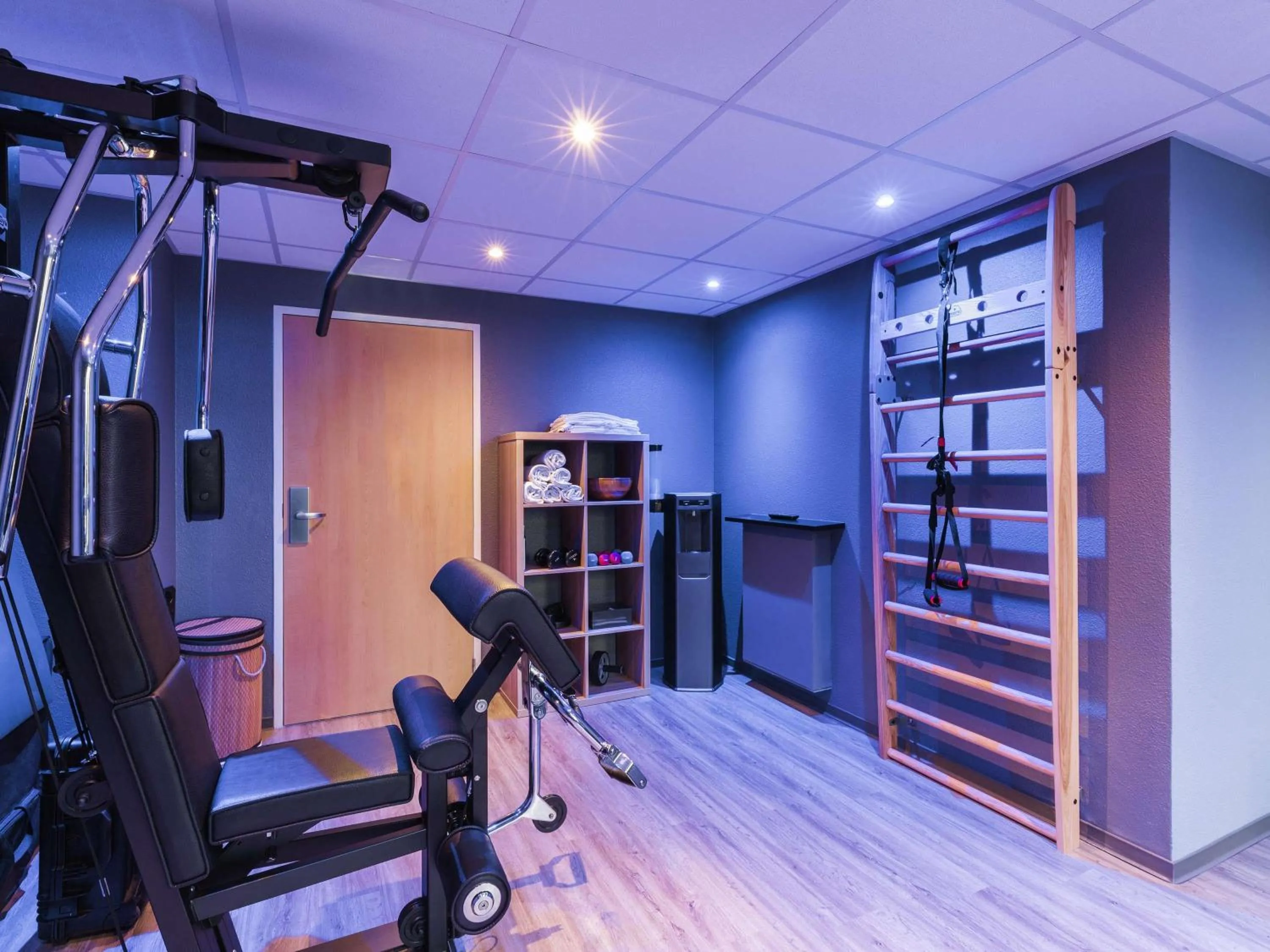 Fitness centre/facilities in ibis Paris Meudon Velizy