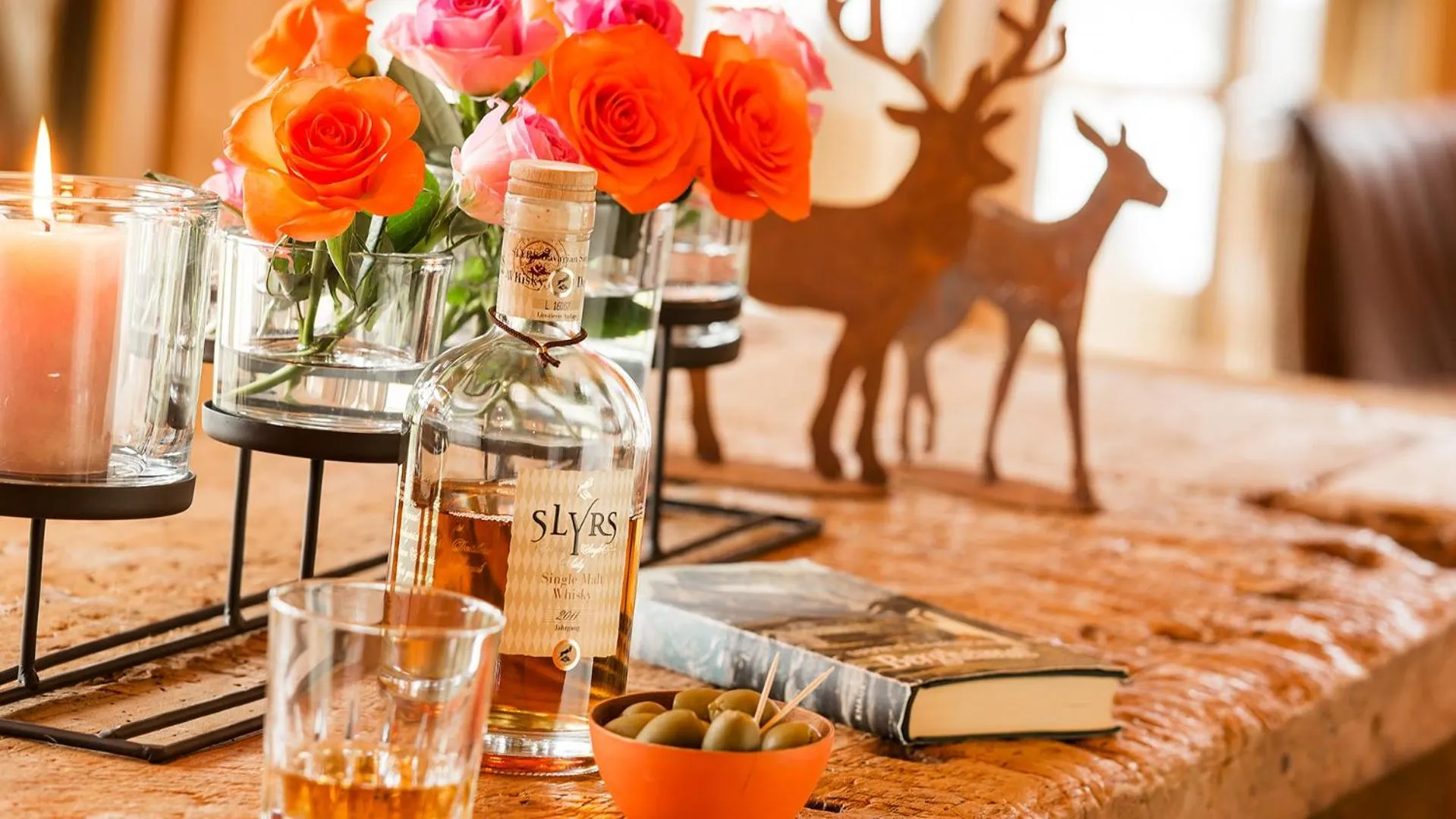 Lounge or bar in Relais & Châteaux Gut Steinbach Hotel Chalets SPA