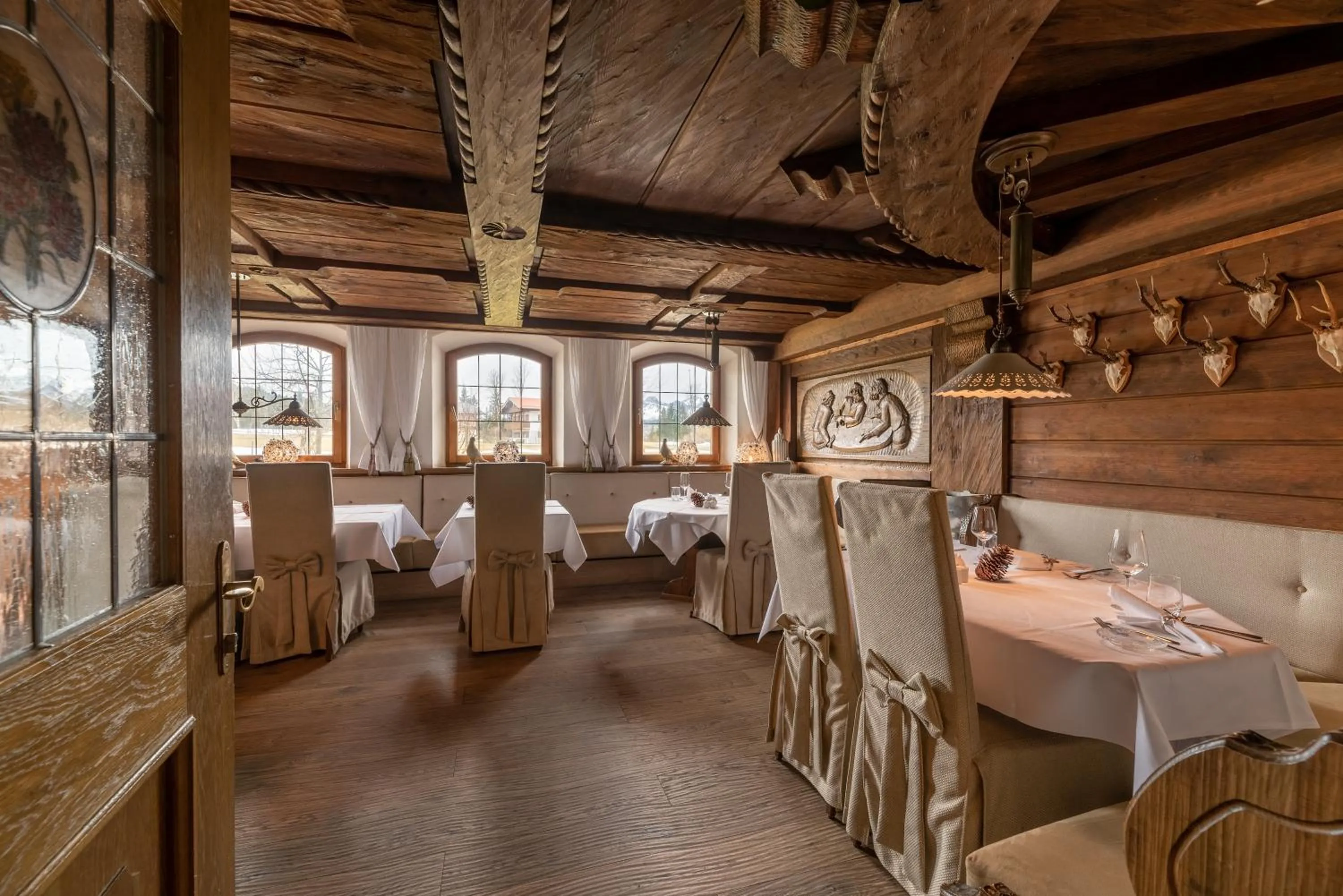 Restaurant/places to eat in Relais & Châteaux Gut Steinbach Hotel Chalets SPA