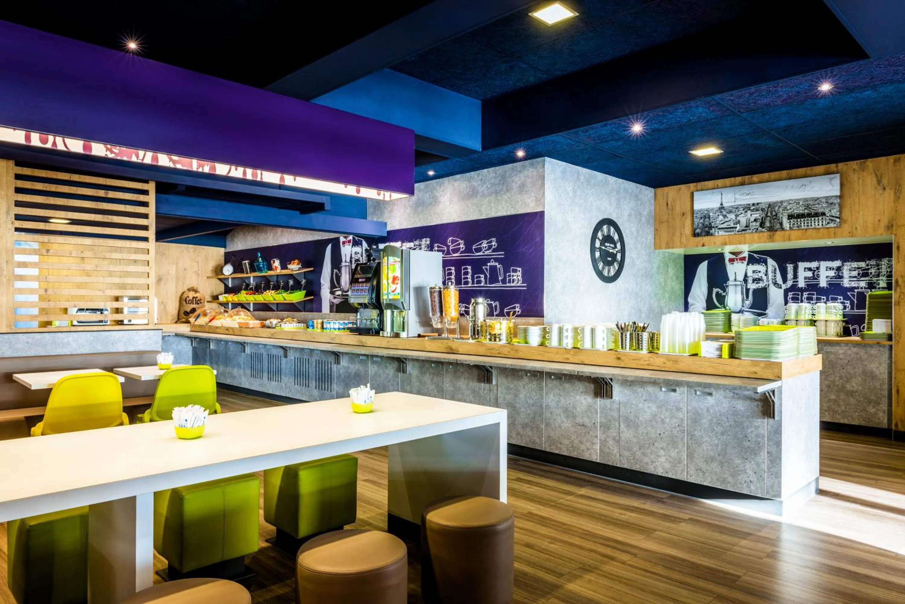 Coffee/tea facilities in ibis budget Issy Les Moulineaux Paris Ouest