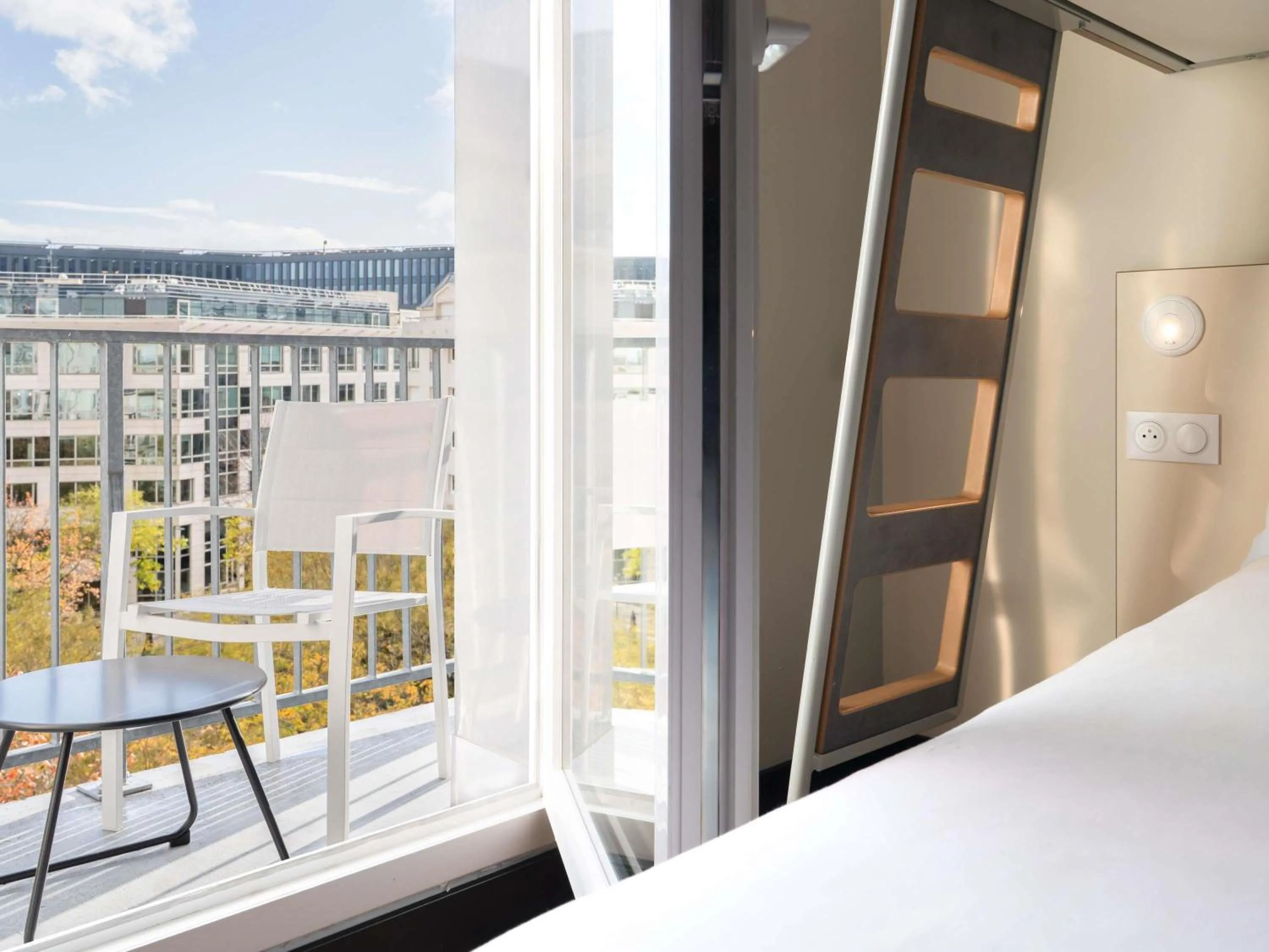 Bedroom, Bed in ibis budget Issy Les Moulineaux Paris Ouest
