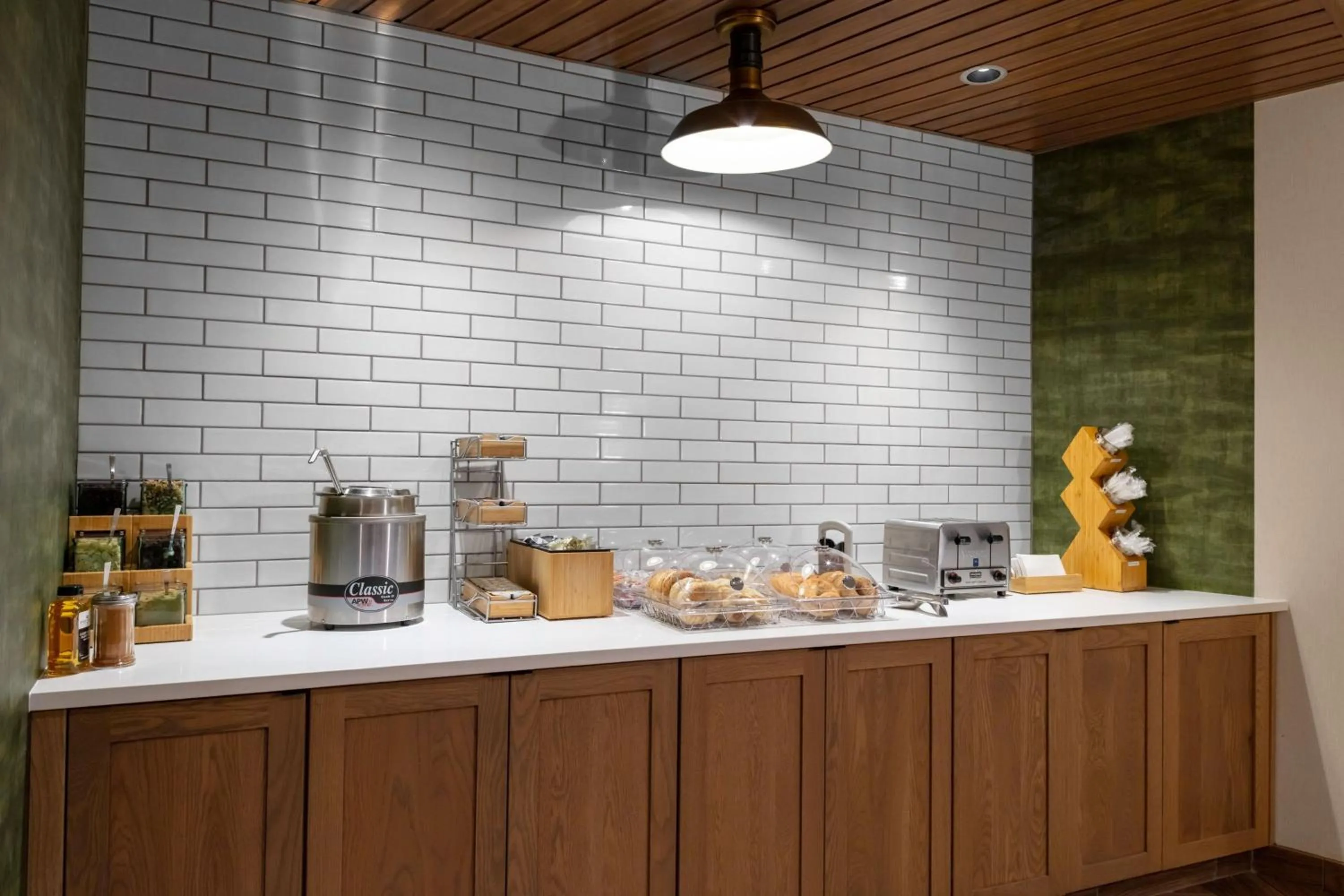 Breakfast in Fairfield Inn & Suites by Marriott Atlanta Marietta