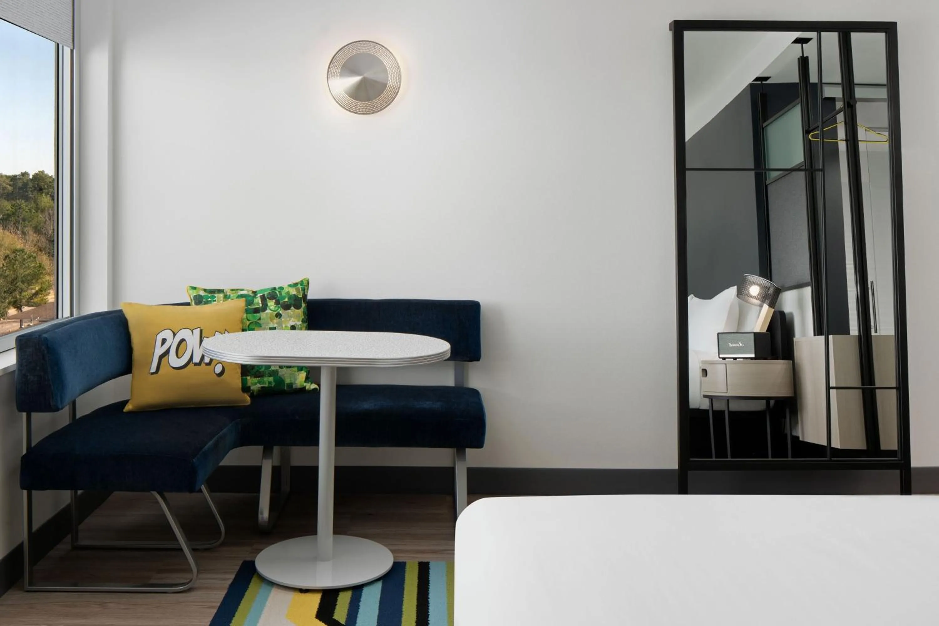 Photo of the whole room in Aloft Houston Shenandoah - The Woodlands