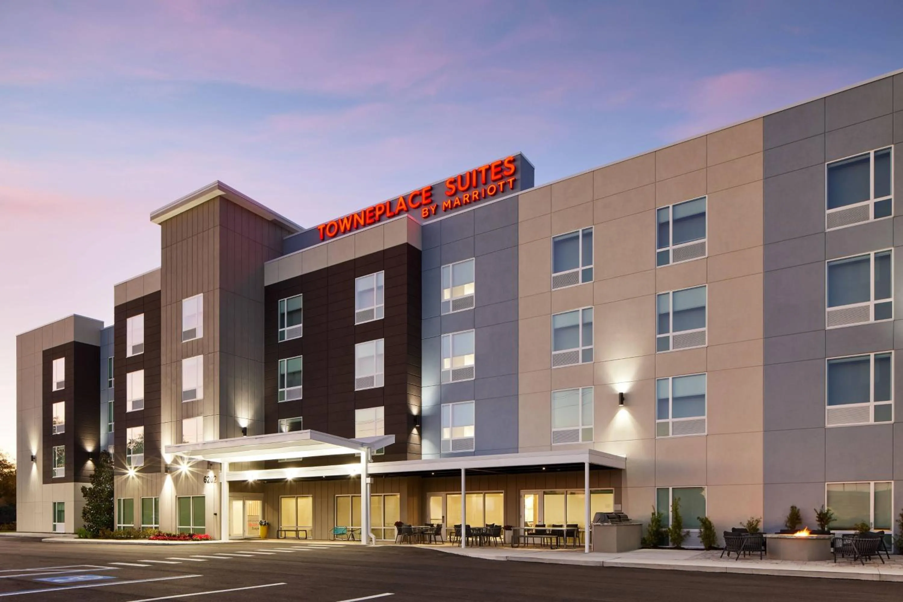 Property building in TownePlace Suites by Marriott Tampa Casino Area