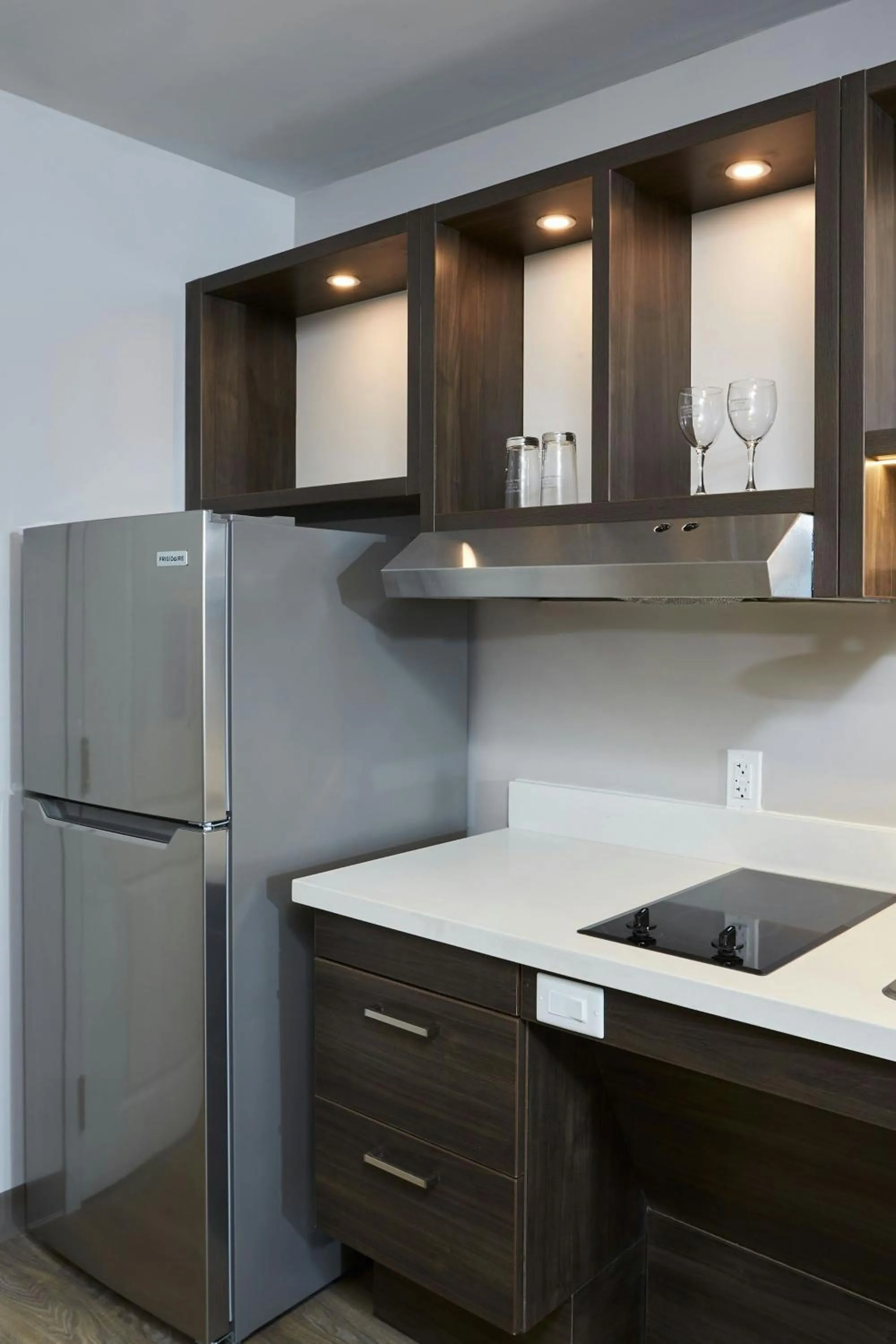 Kitchen or kitchenette in TownePlace Suites by Marriott Hamilton