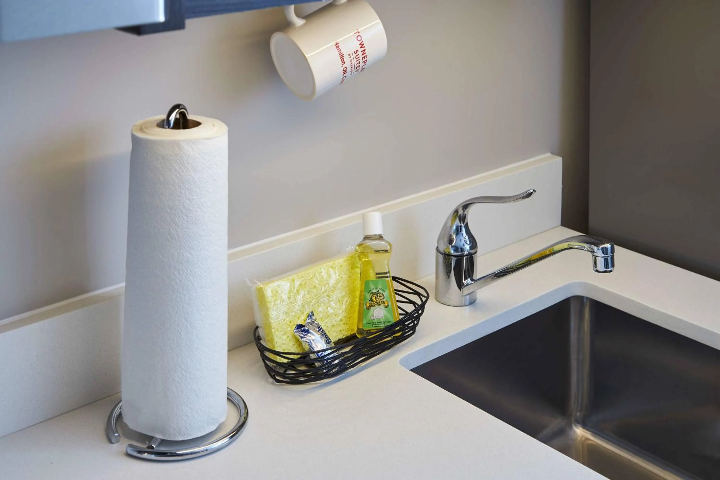 Kitchen or kitchenette in TownePlace Suites by Marriott Hamilton